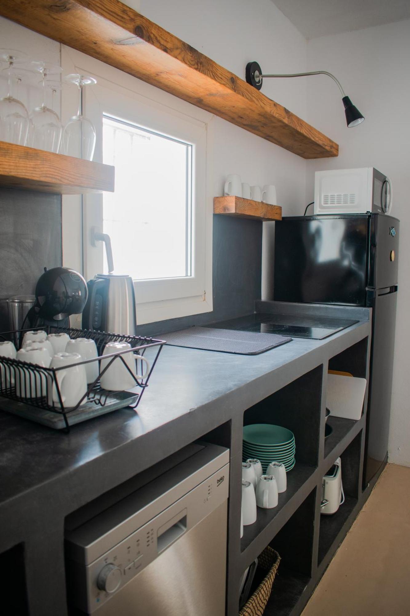 Three-Bedroom House Annex,1676771614:JPEG