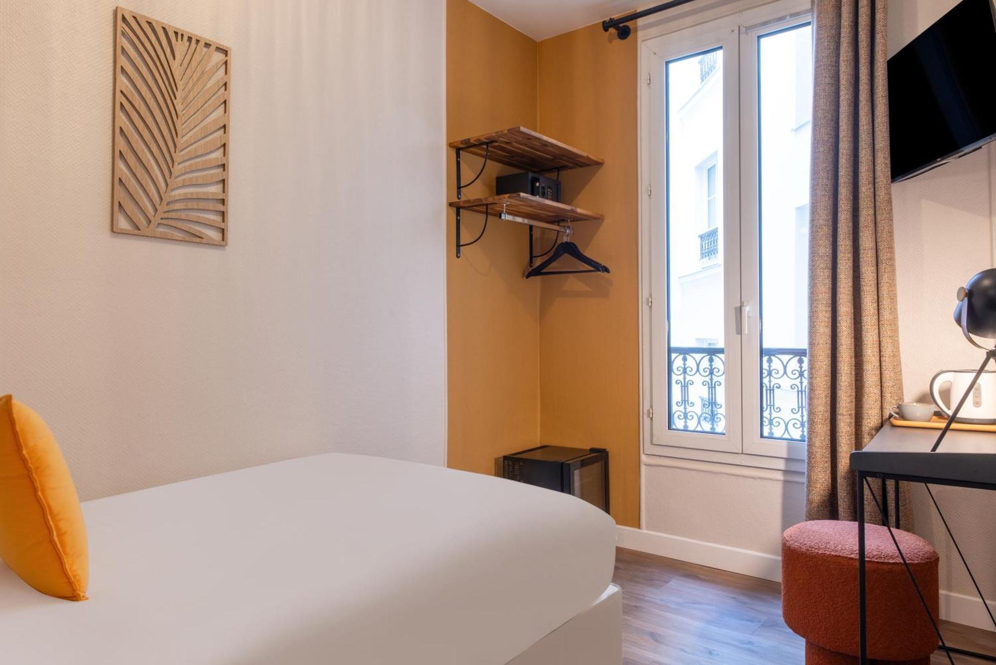Single Room,1677857646:JPEG