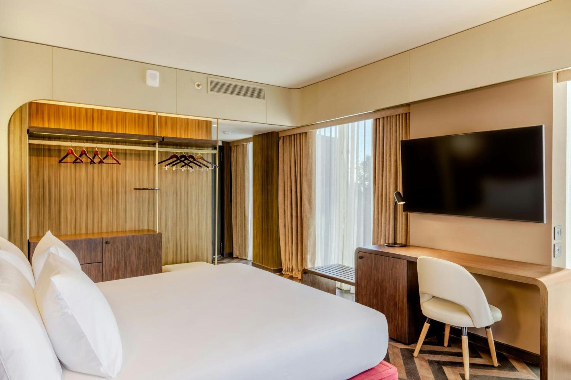 King Room Tower,1677866023:JPEG
