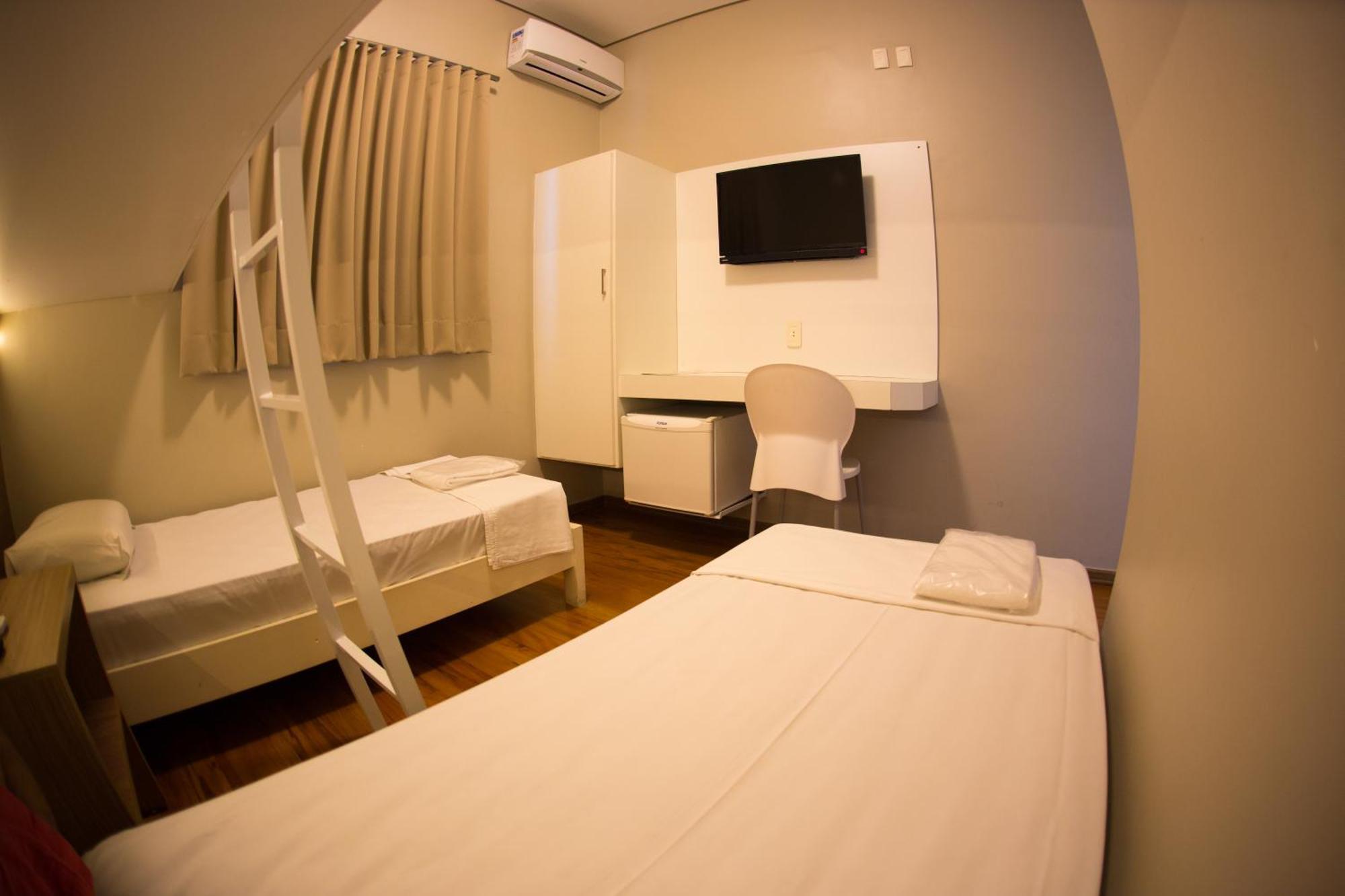 Quarto Triplo Superior