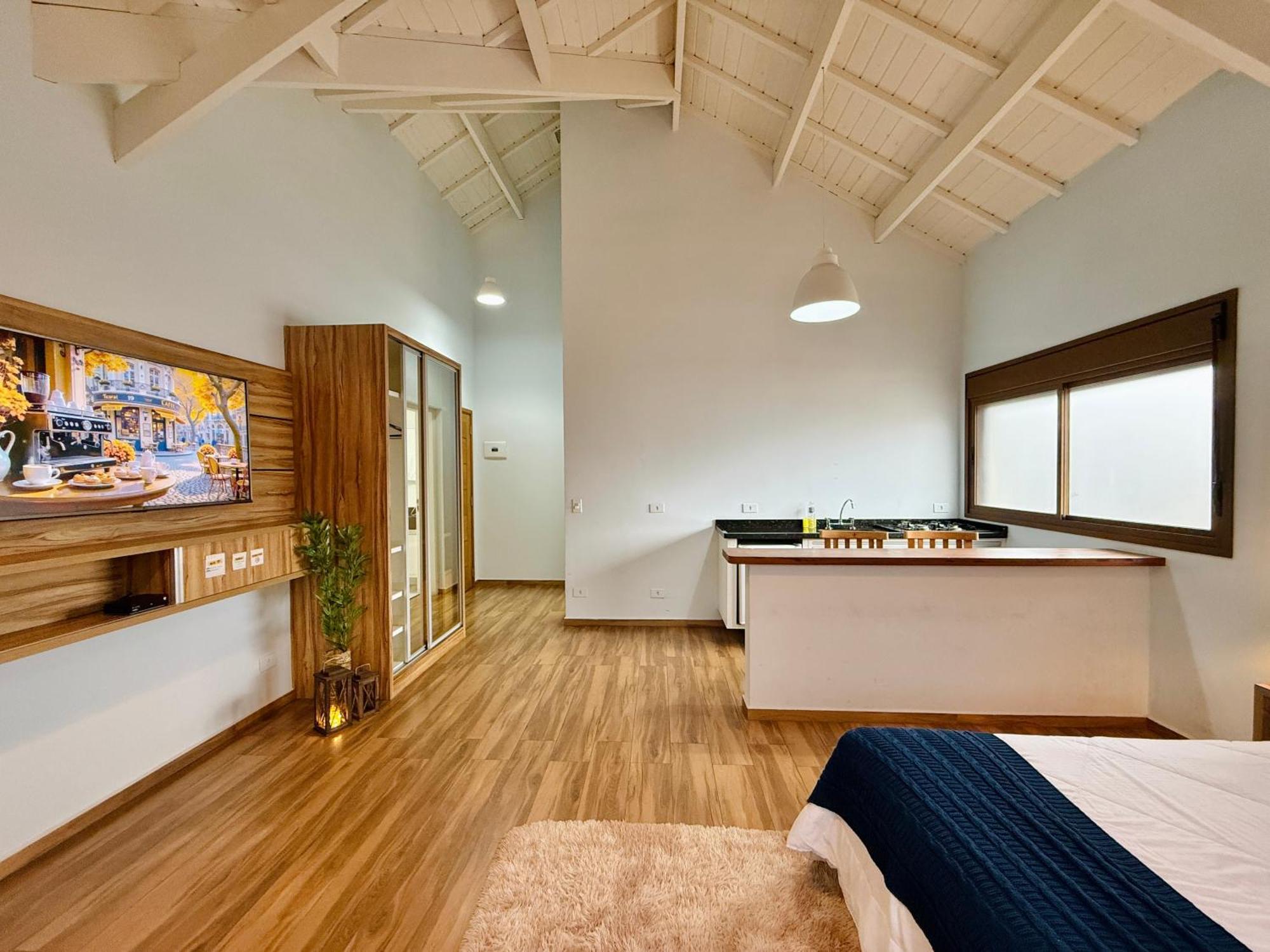 Large Double Room,1766222037:JPEG