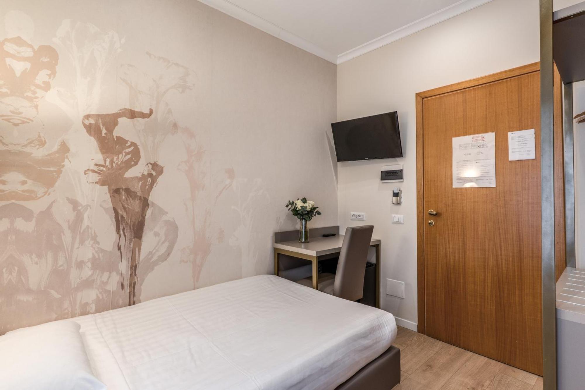 Superior Single Room