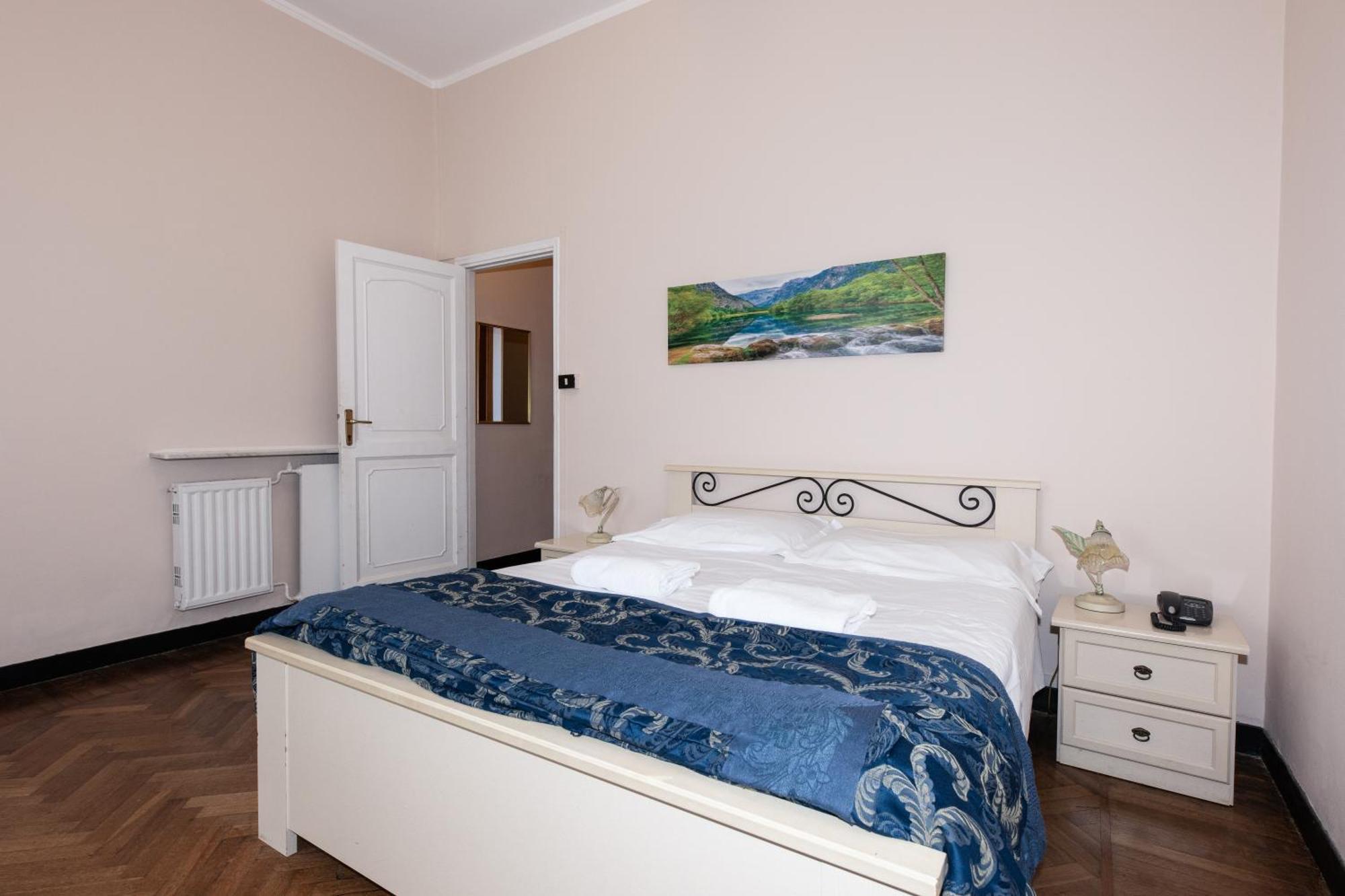 Double Room,1678626637:JPEG