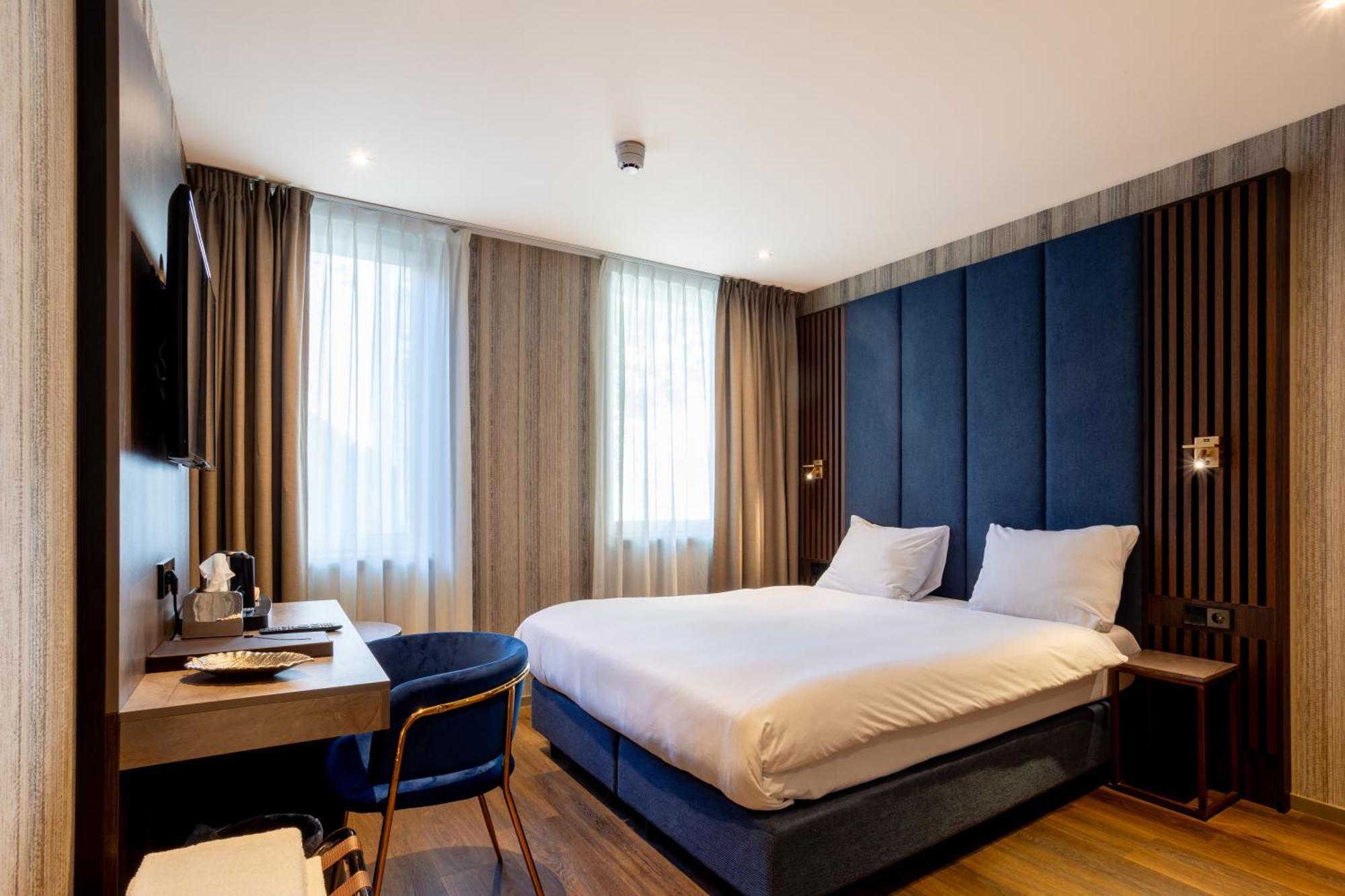 Deluxe Double Room,1681752562:JPEG