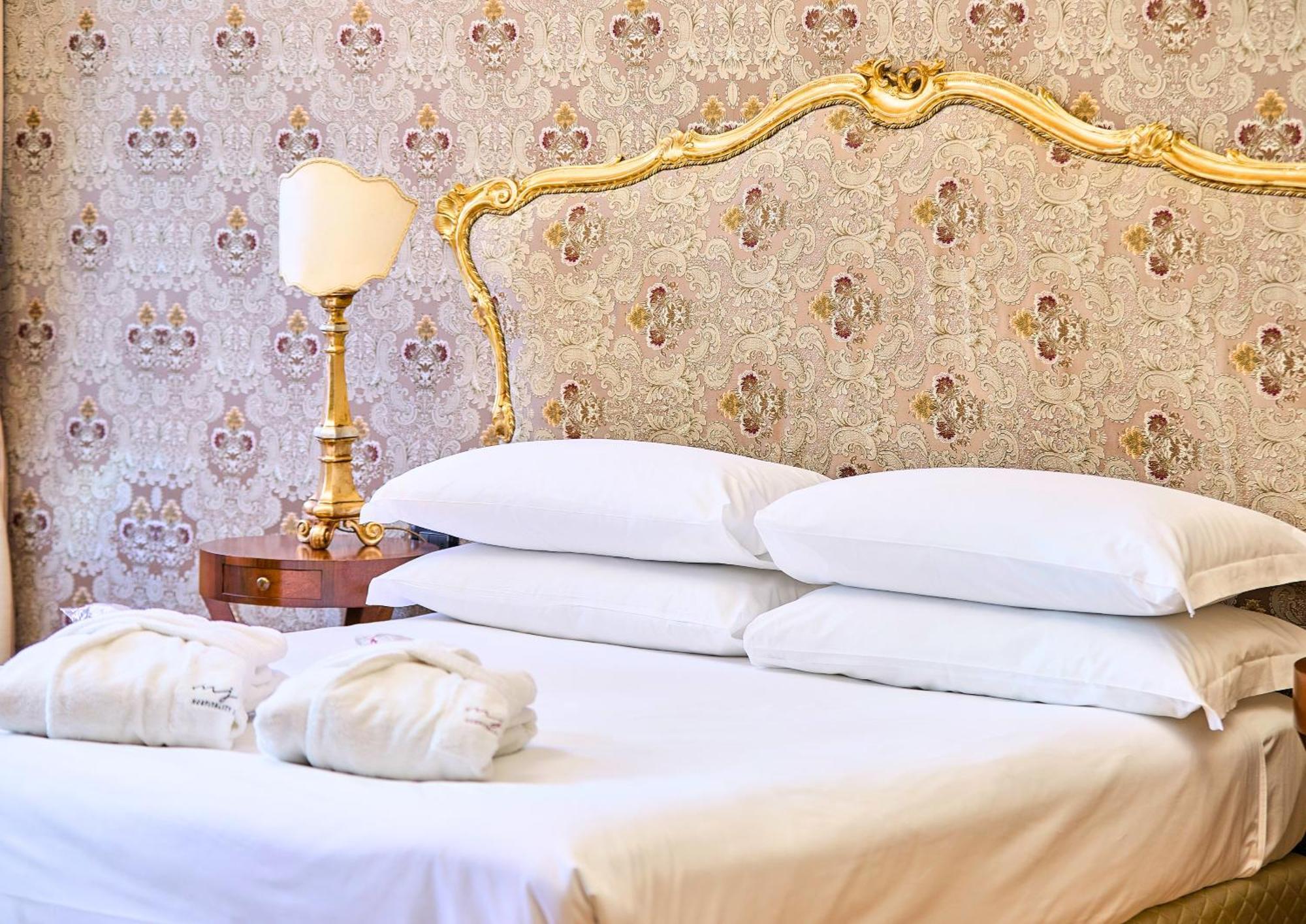 Deluxe Triple Room,1743147203:JPEG