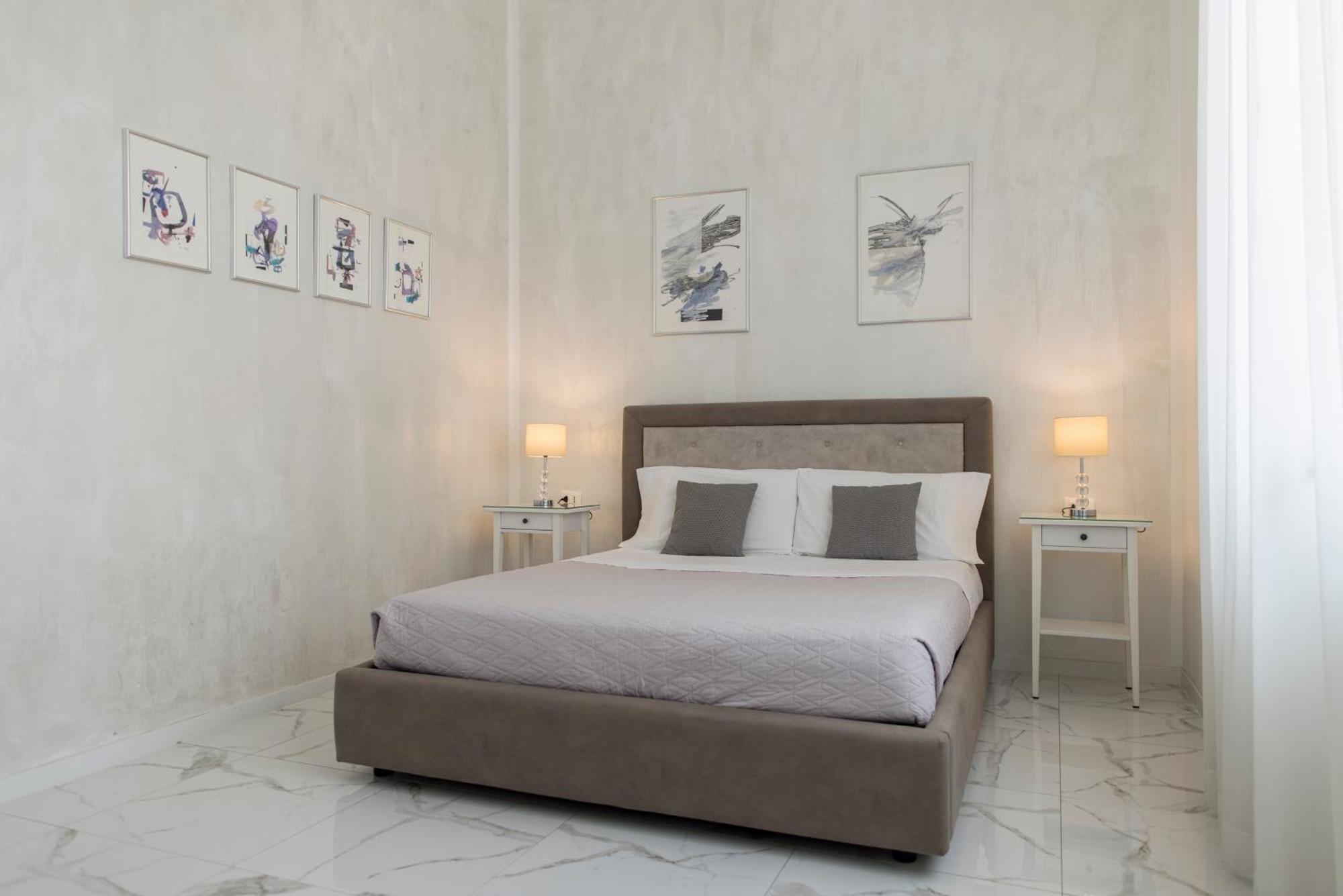 Double Room,1681811429:JPEG