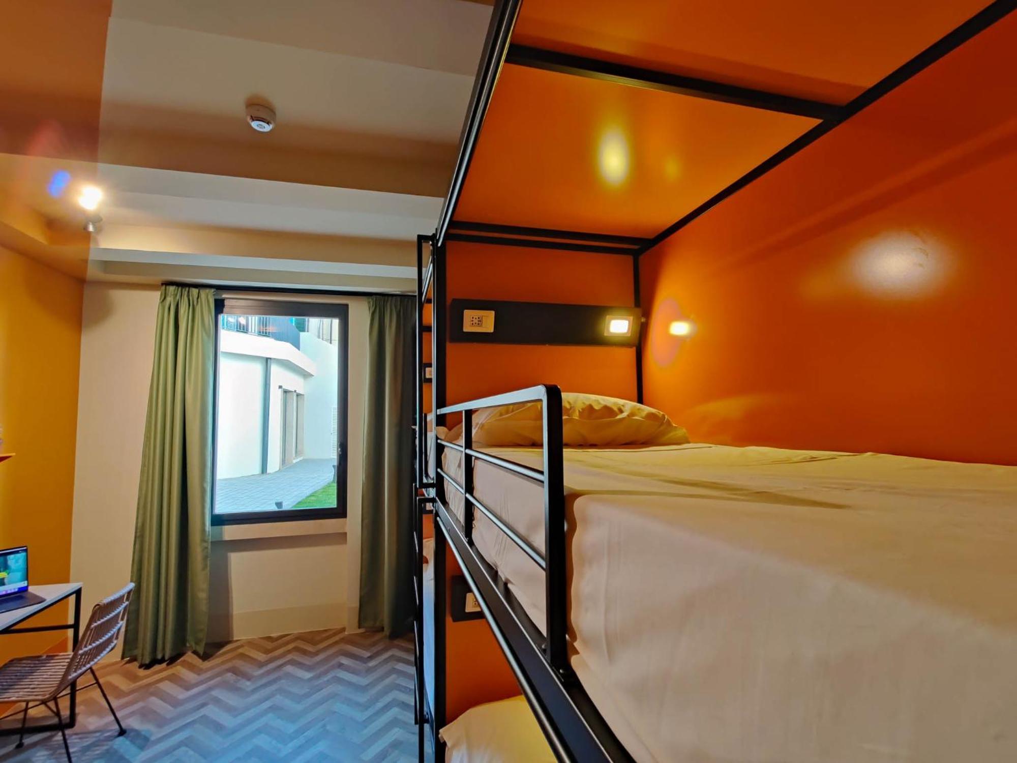 Bed 4-Bed Female Dormitory Room,1681835339:JPEG