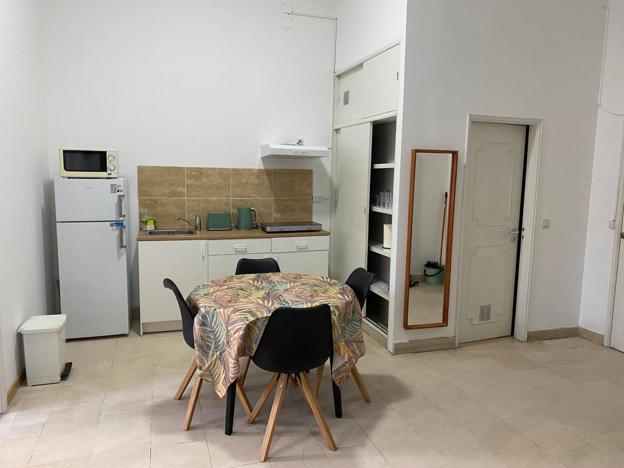Two-Bedroom Deluxe Apartment