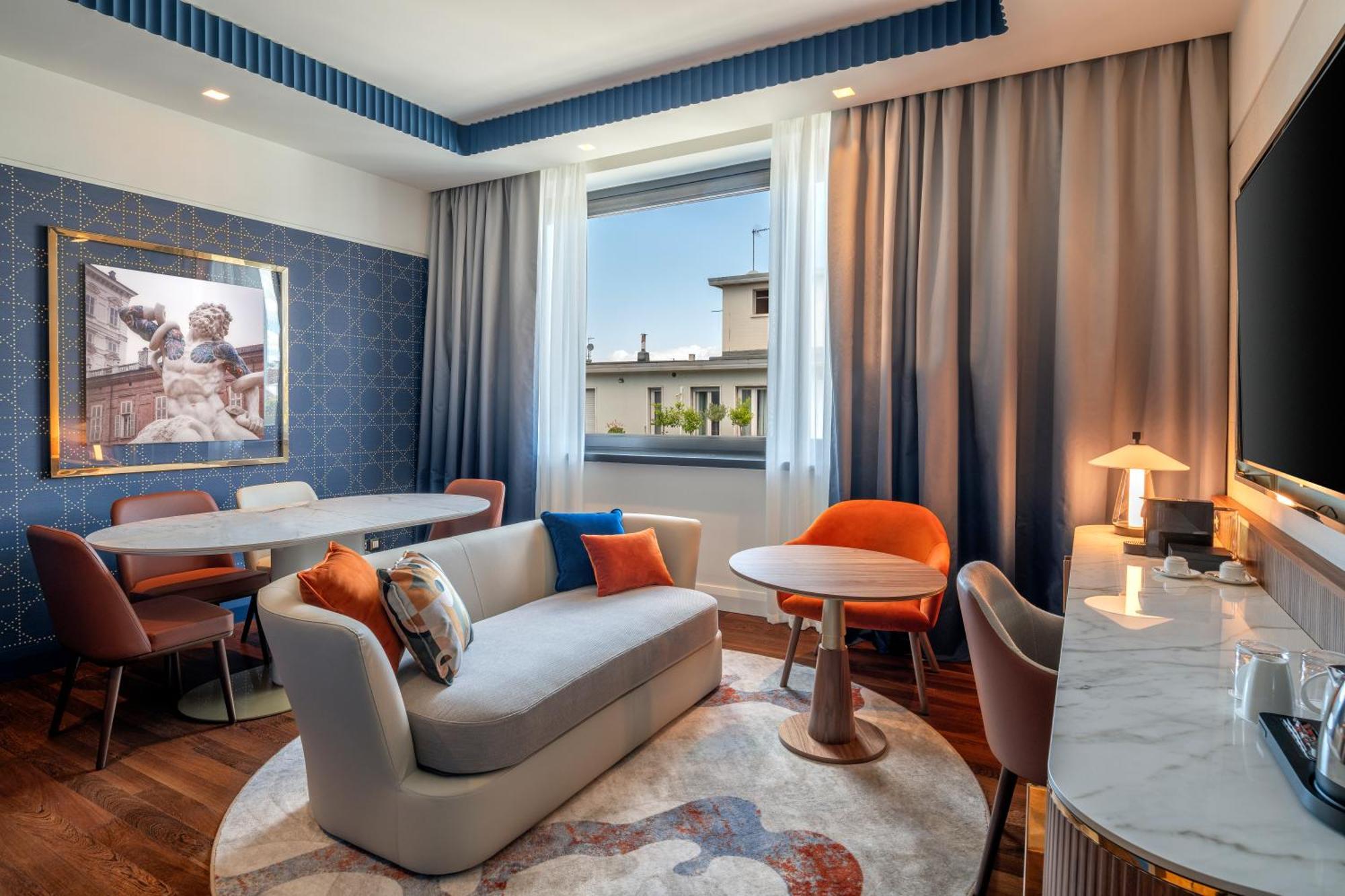 Executive One-Bedroom King Suite