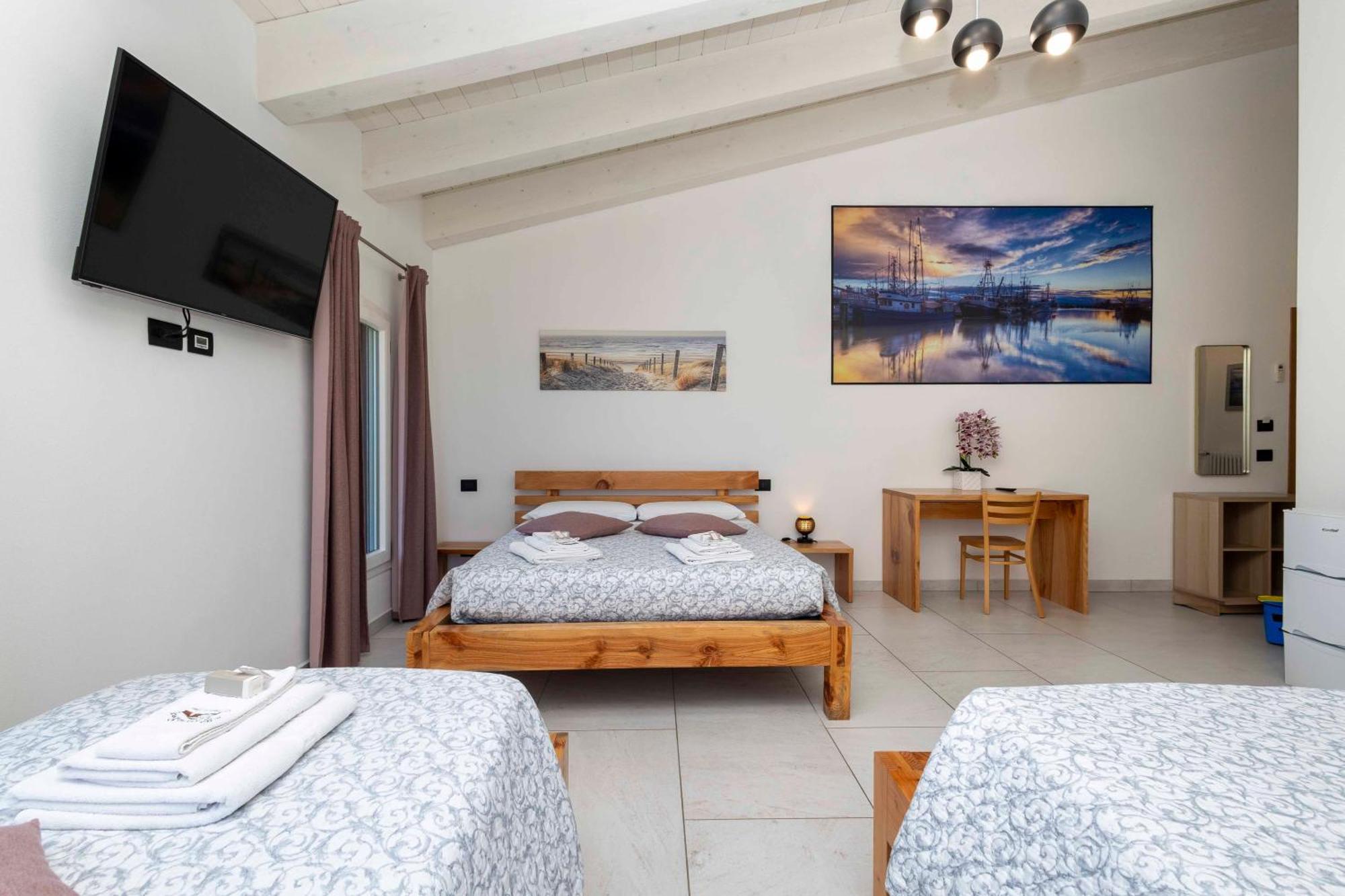 Deluxe Quadruple Room