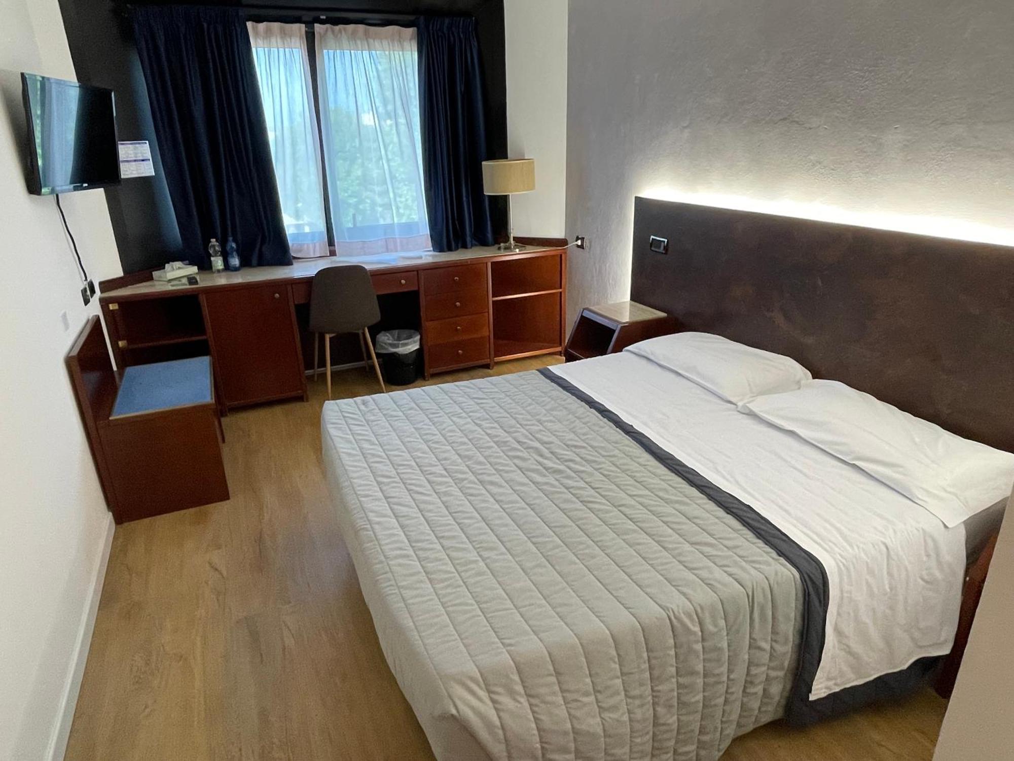 Double Room,1683903738:JPEG