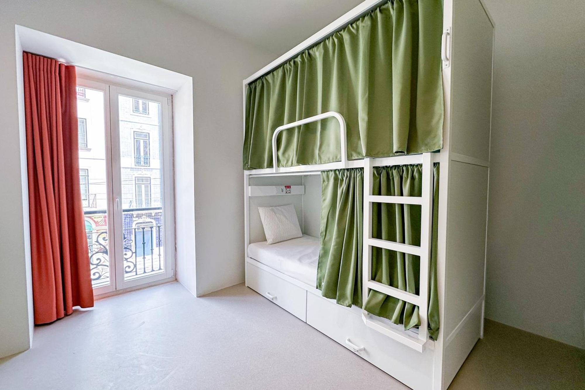 4-Bed Mixed Dormitory Room