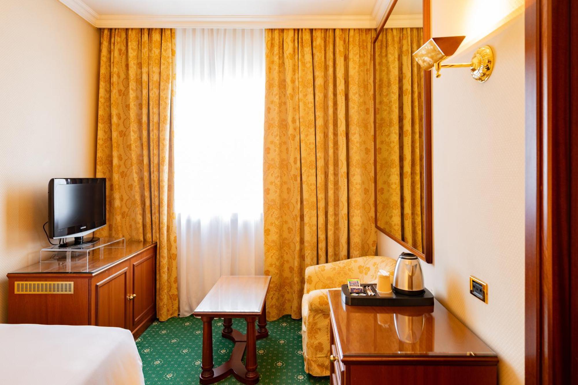Single Room,1605368337:JPEG