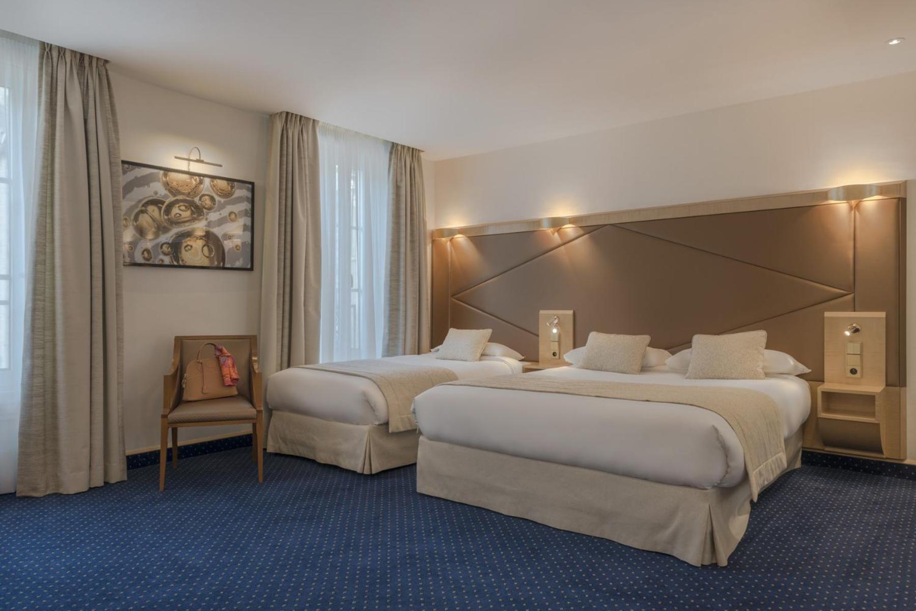 Deluxe Triple Room,1685094809:JPEG