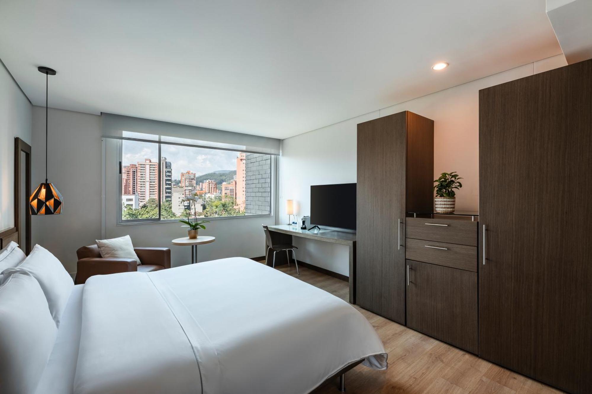 Double Room,1686432123:JPEG