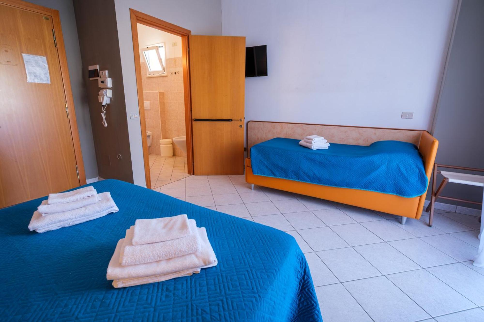 Double or Twin Room Balcony Disability Access