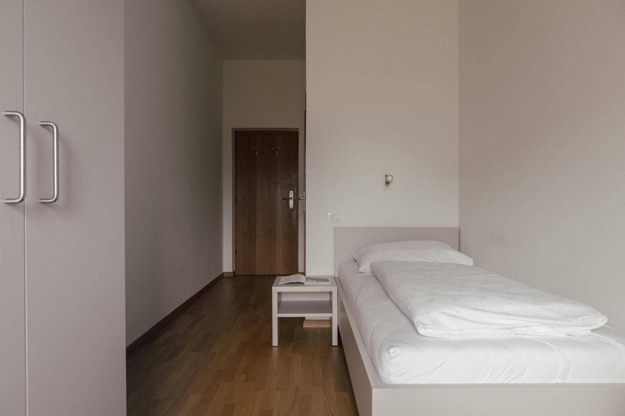Single Room Balcony,1686454887:JPEG