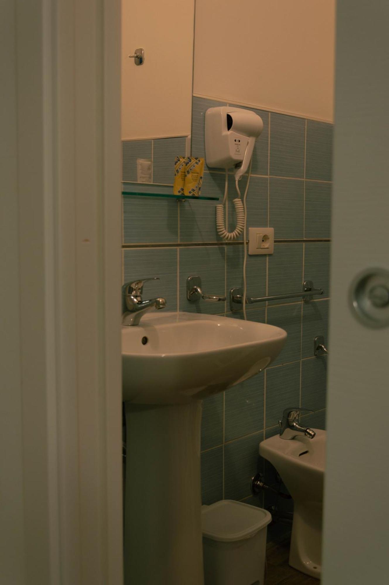 Deluxe Double or Twin Room City View