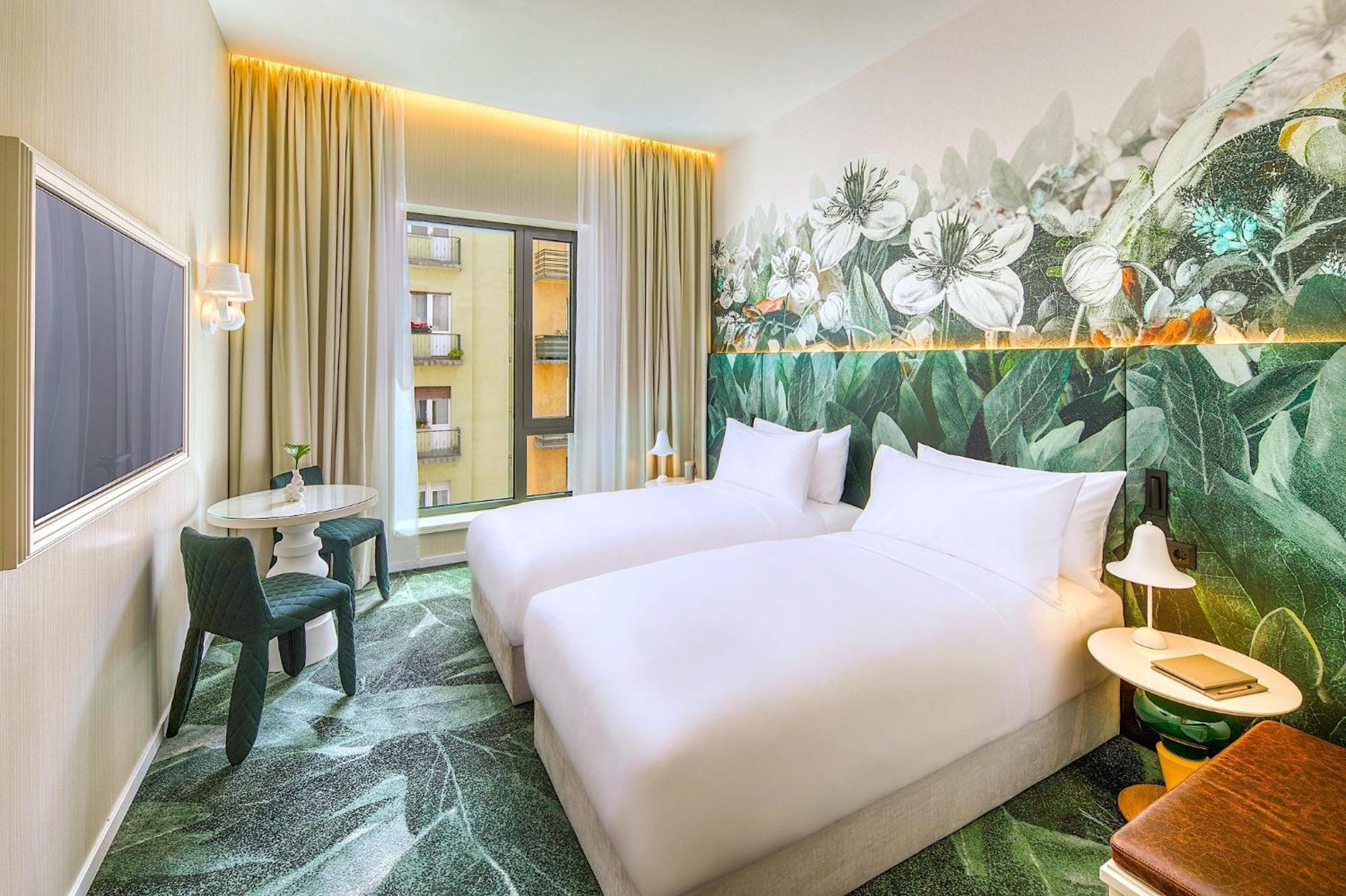 Deluxe Room,1757179890:JPEG