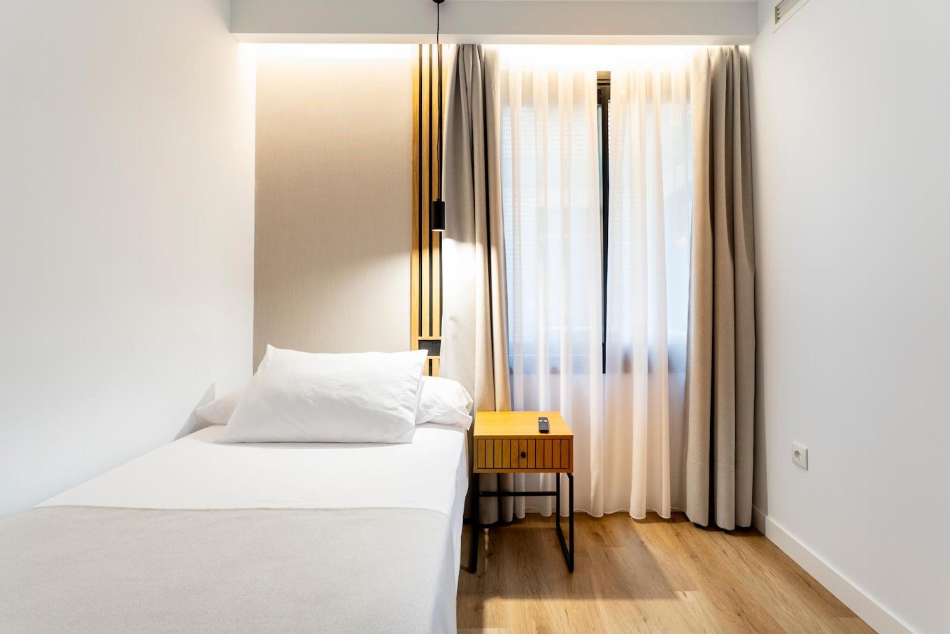 Deluxe Single Room,1686905595:JPEG