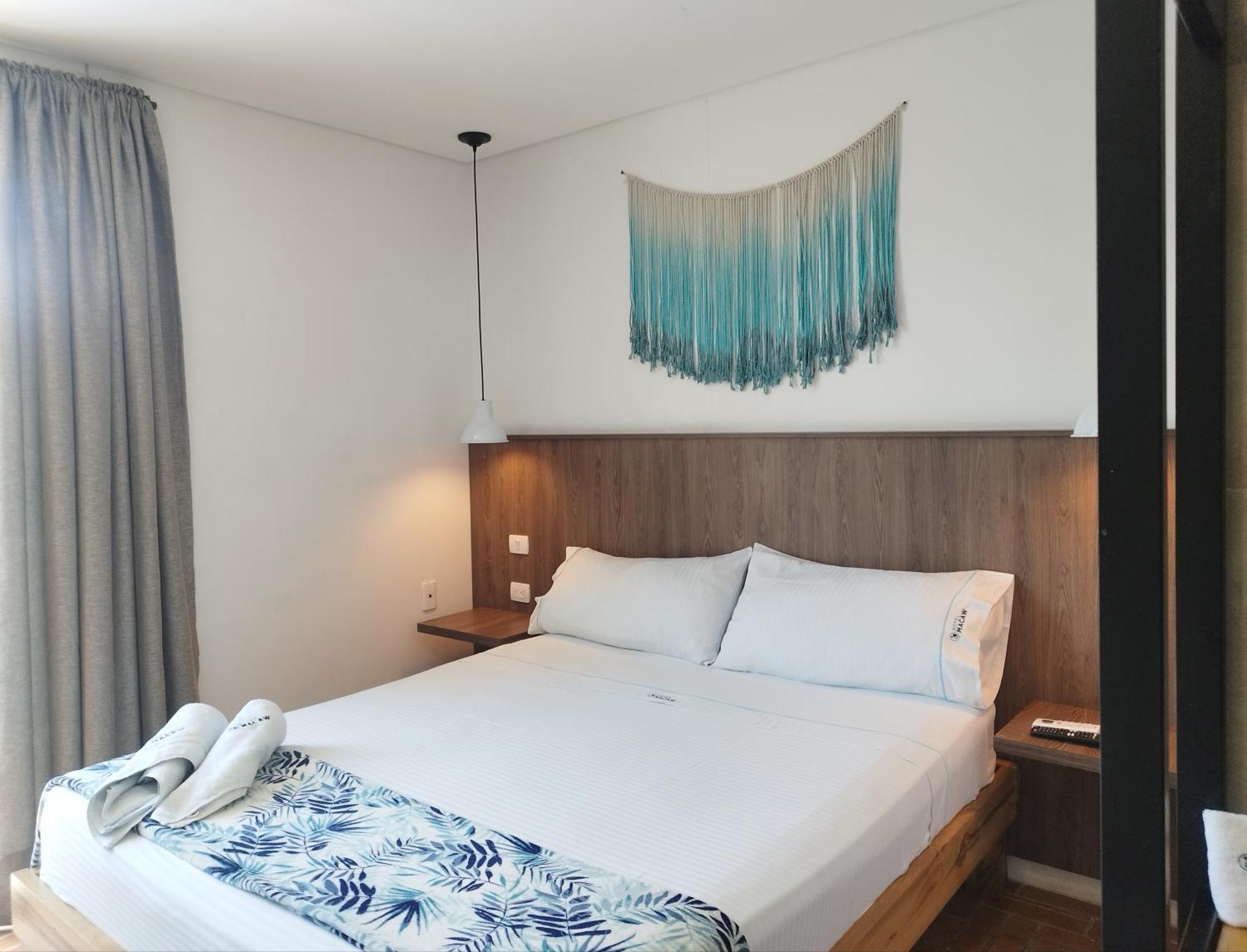Habitación Doble con vistas a la piscina