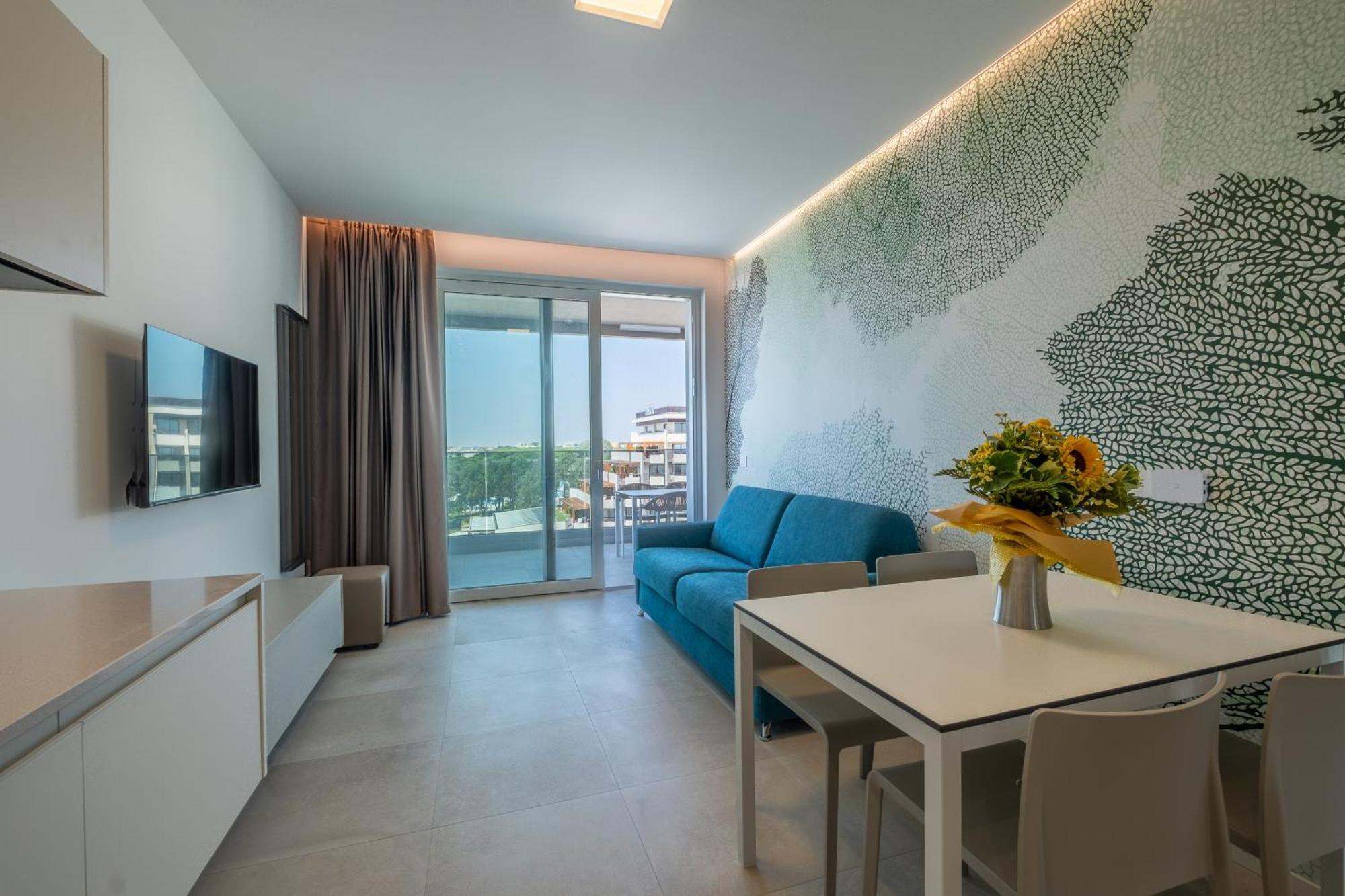 Superior One-Bedroom Apartment Balcony