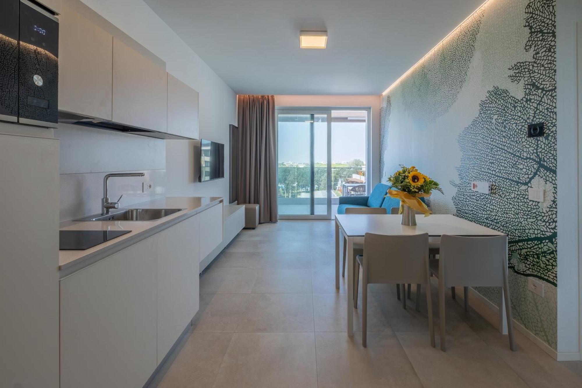 Superior One-Bedroom Apartment Balcony