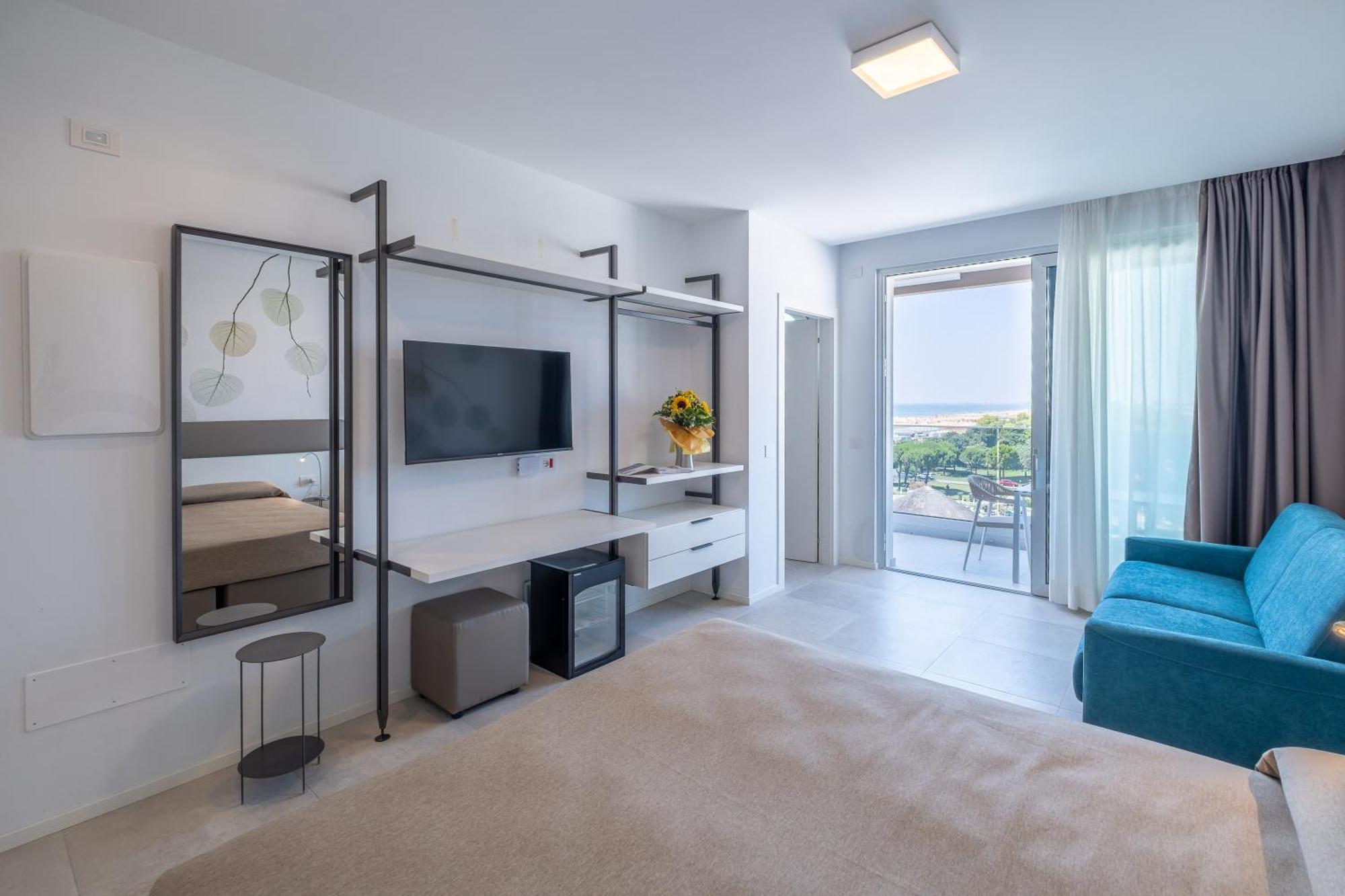 Family Room Side Sea View