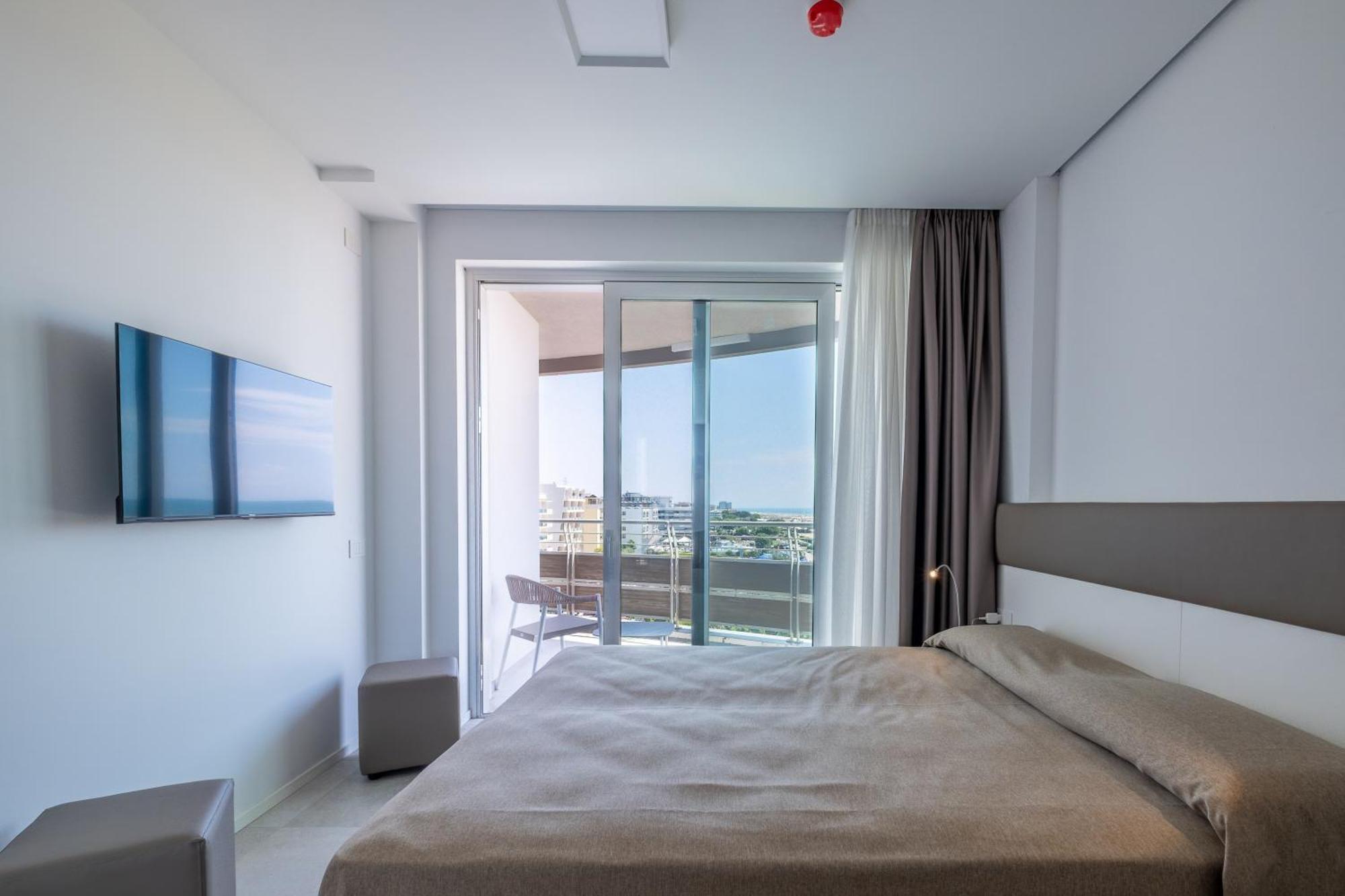 Deluxe Junior Suite