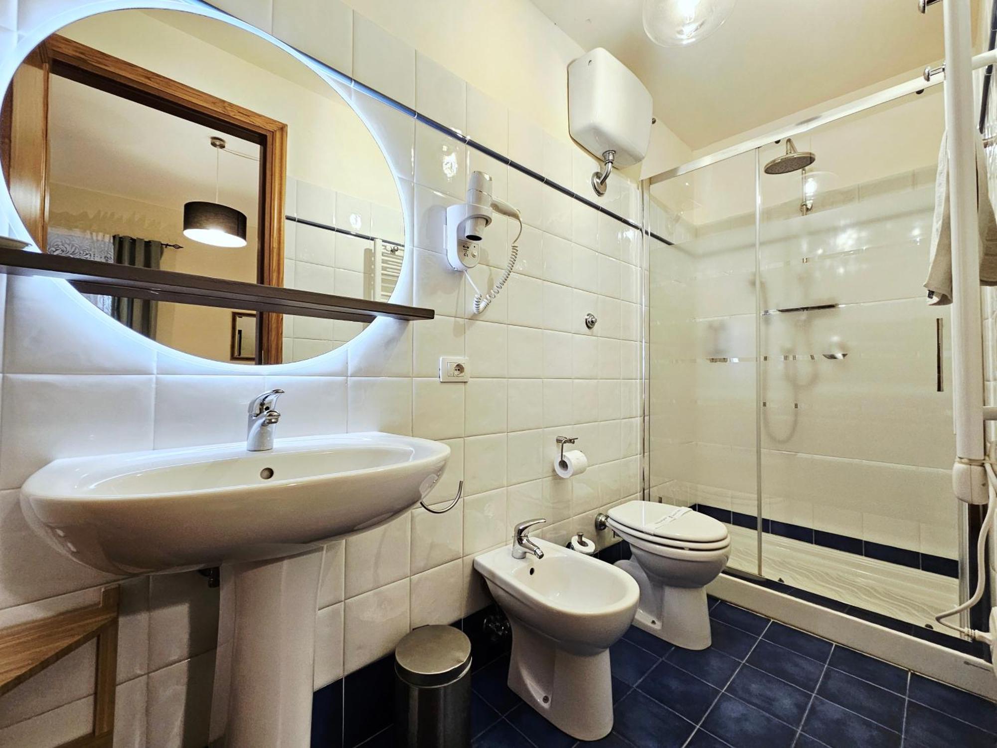 Economy Triple Room