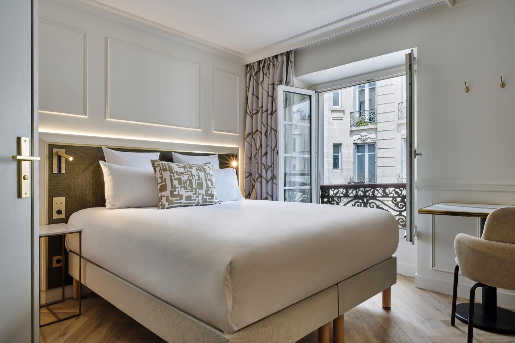 Superior Double Room,1687450707:JPEG