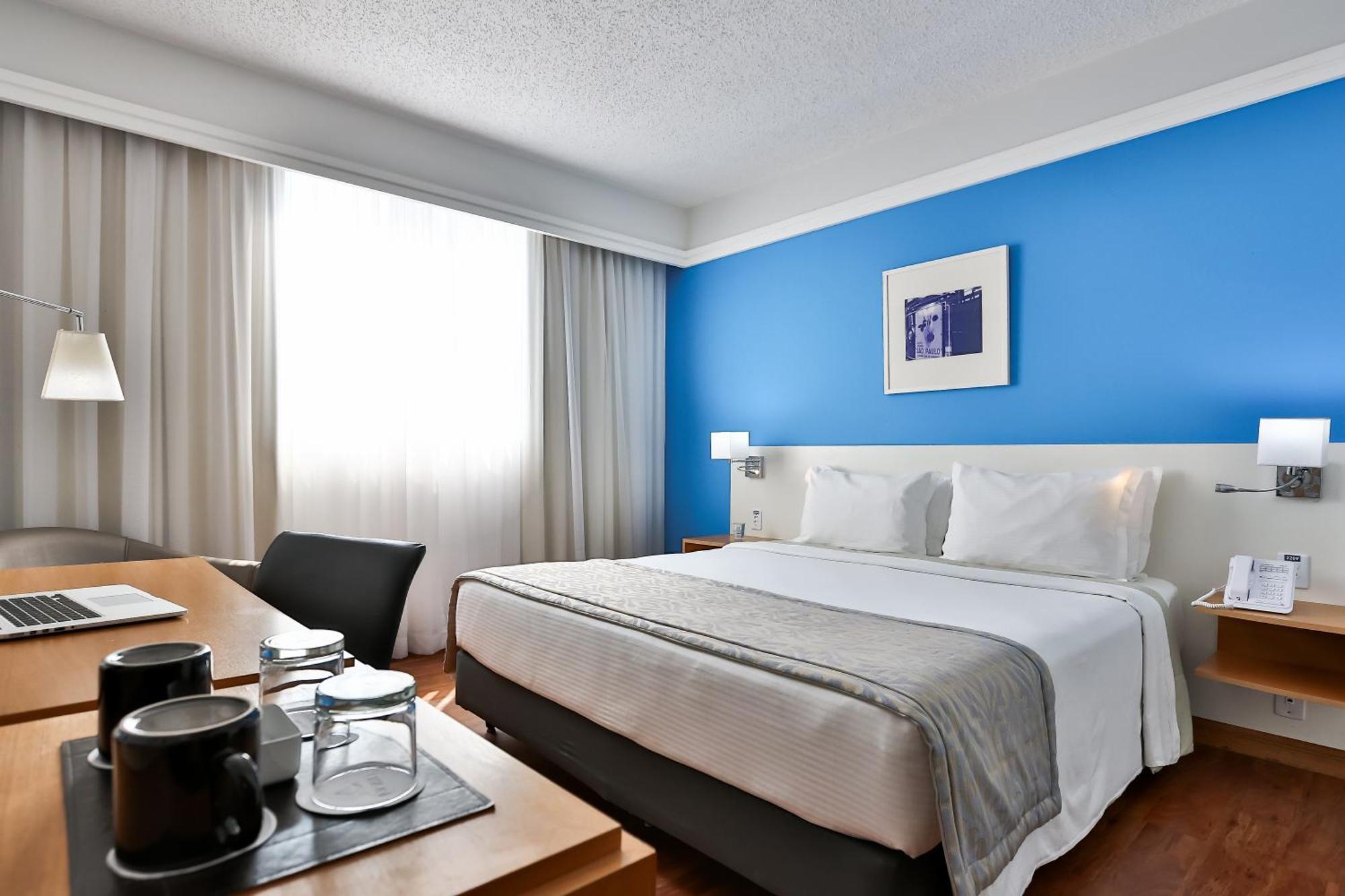 Quarto Premium com cama Queen Size Acessível para hospedes com mobilidade reduzida,1689832348:JPEG