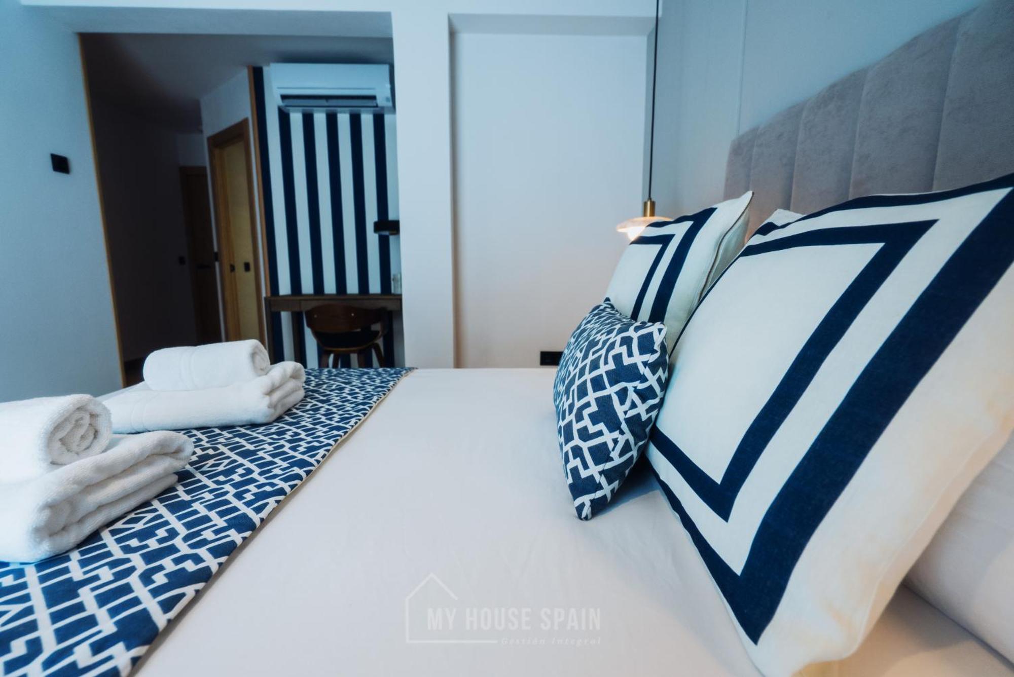 Double Room,1689848624:JPEG