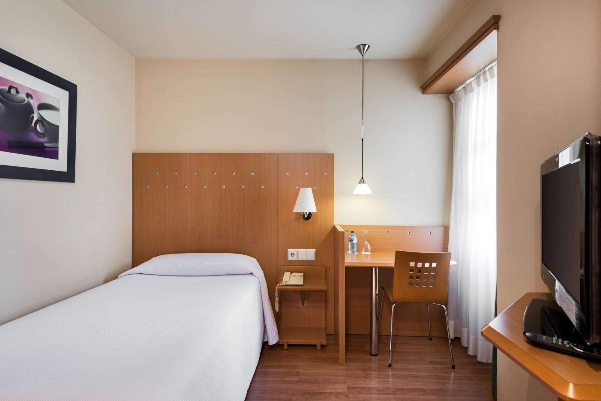 Standard Single Room,1691979823:JPEG