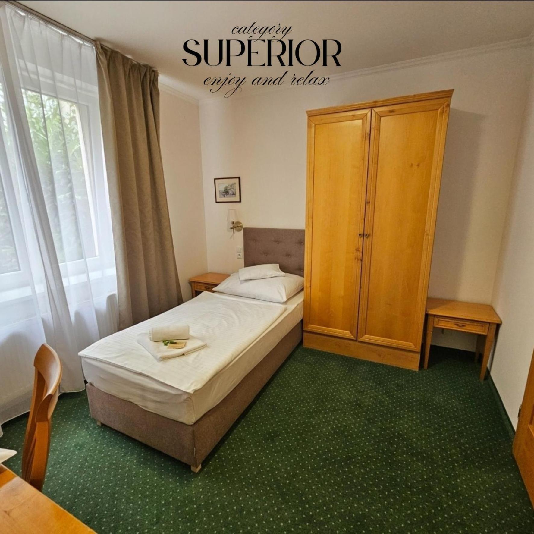 Superior Single Room Extra Bed,1697835329:JPEG