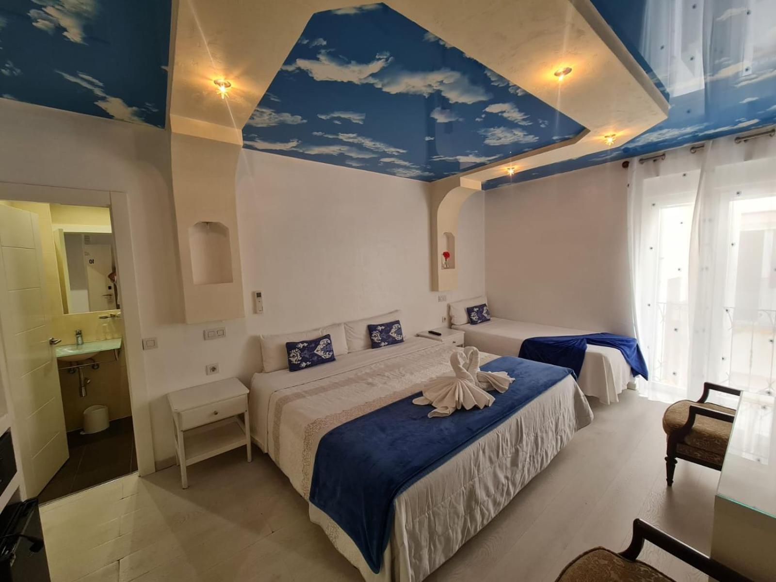 Queen Room