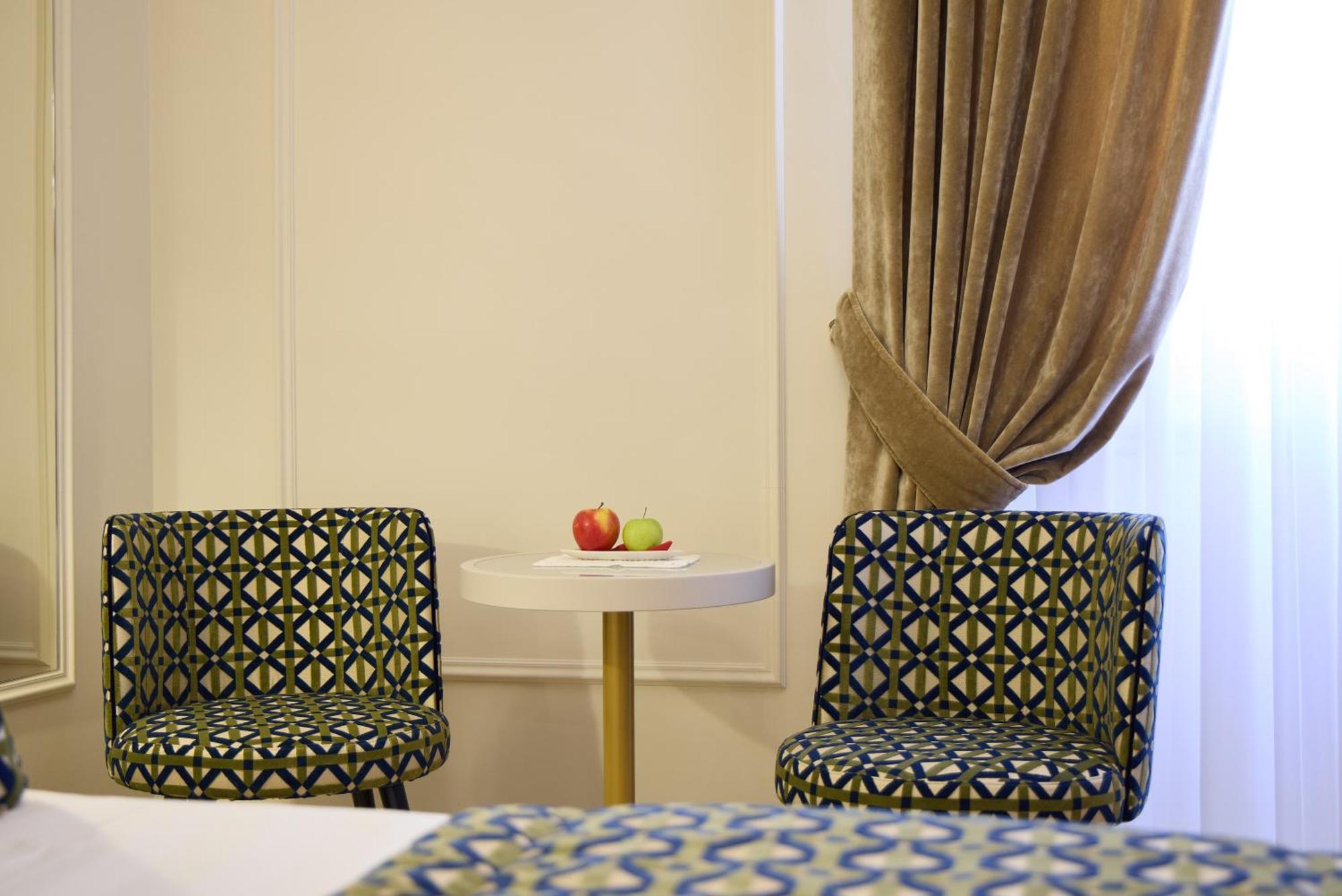 Queen Suite Spa Bath