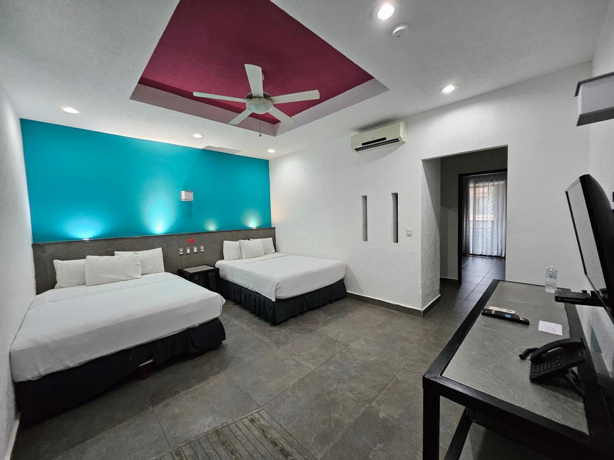 Junior Suite,1695770113:JPEG