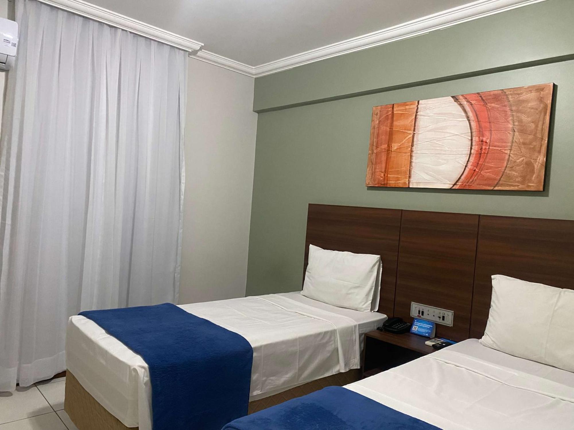 Quarto Superior com 2 Camas de Solteiro