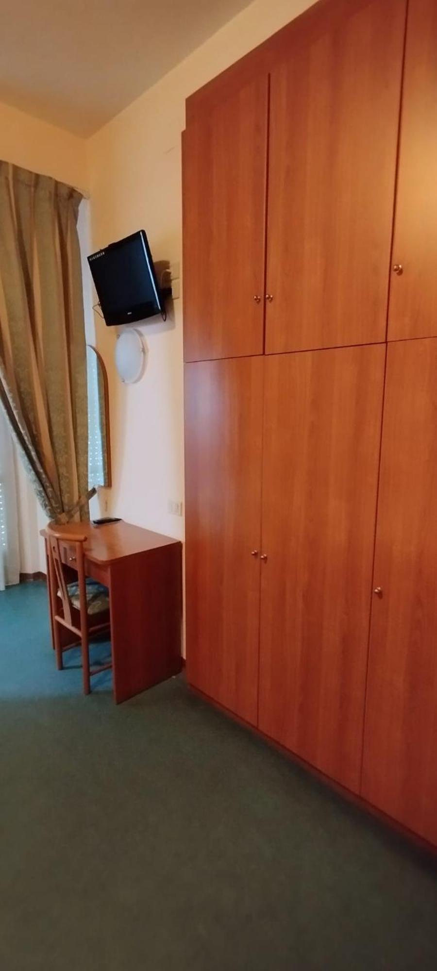 Economy Triple Room,1696624416:JPEG