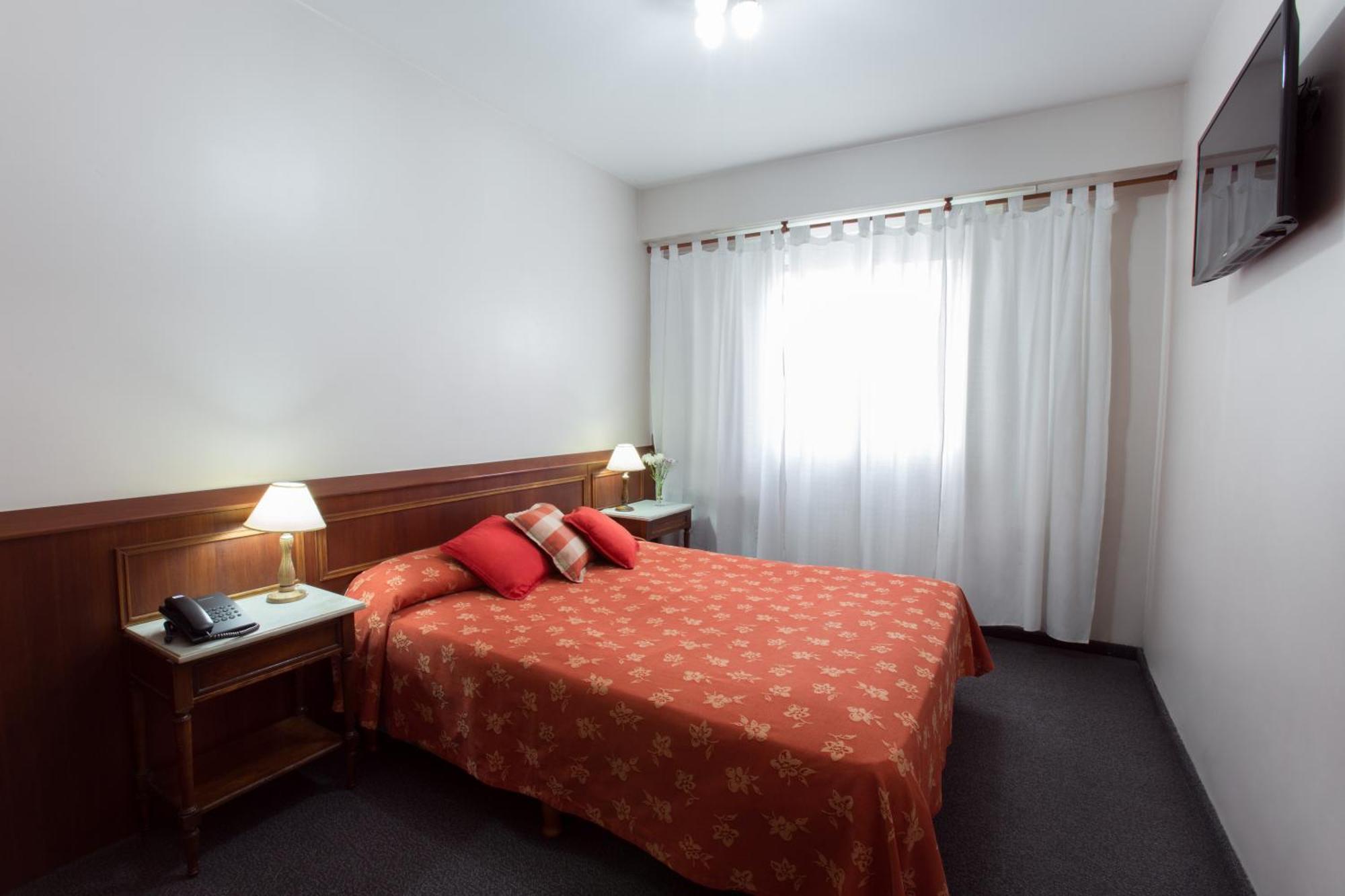 Double or Twin Room,1697086641:JPEG
