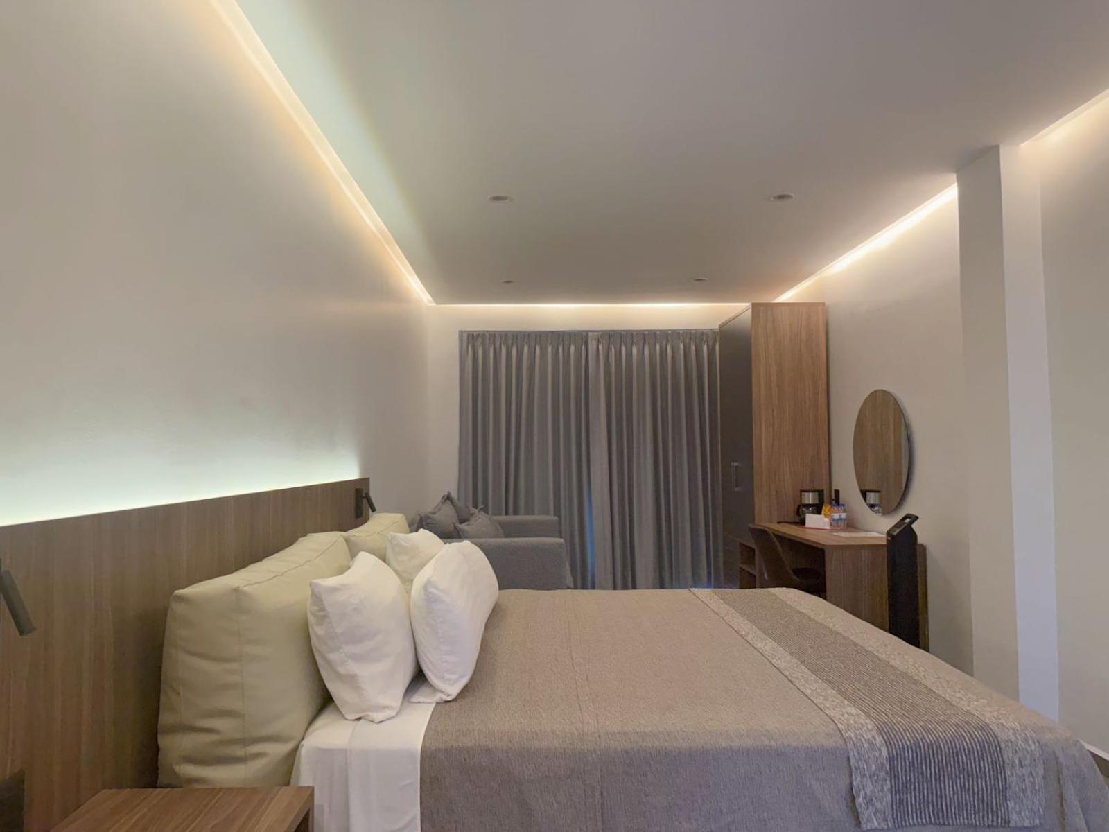 Junior Suite,1697168107:JPEG