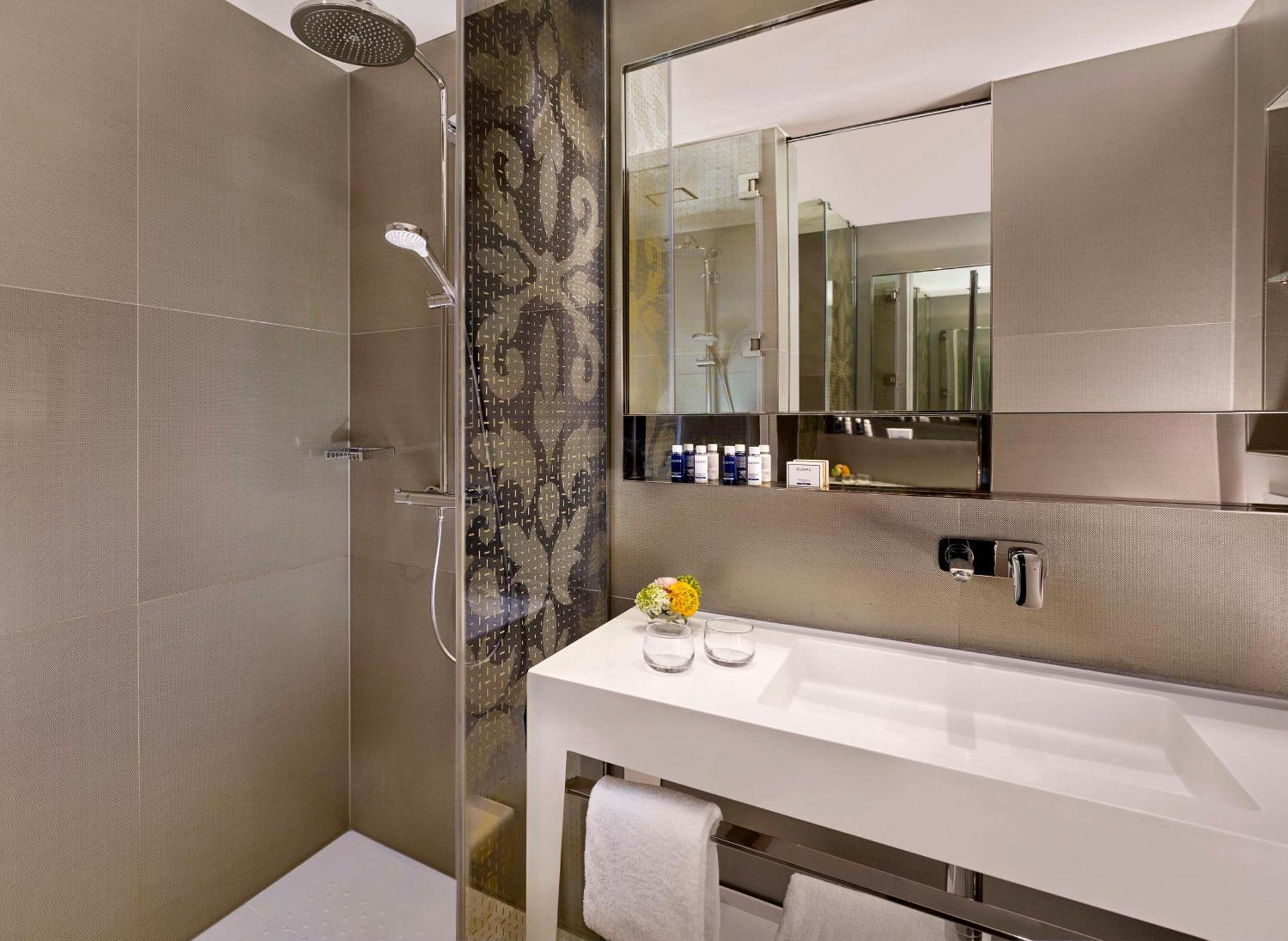 Executive King Room Canal View