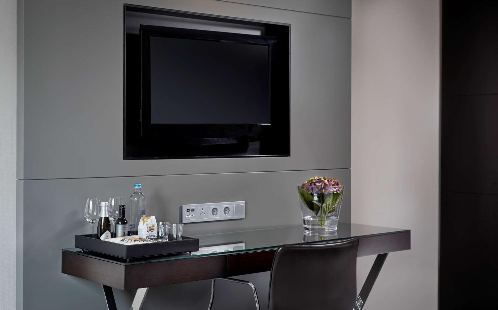 Executive King Room Canal View