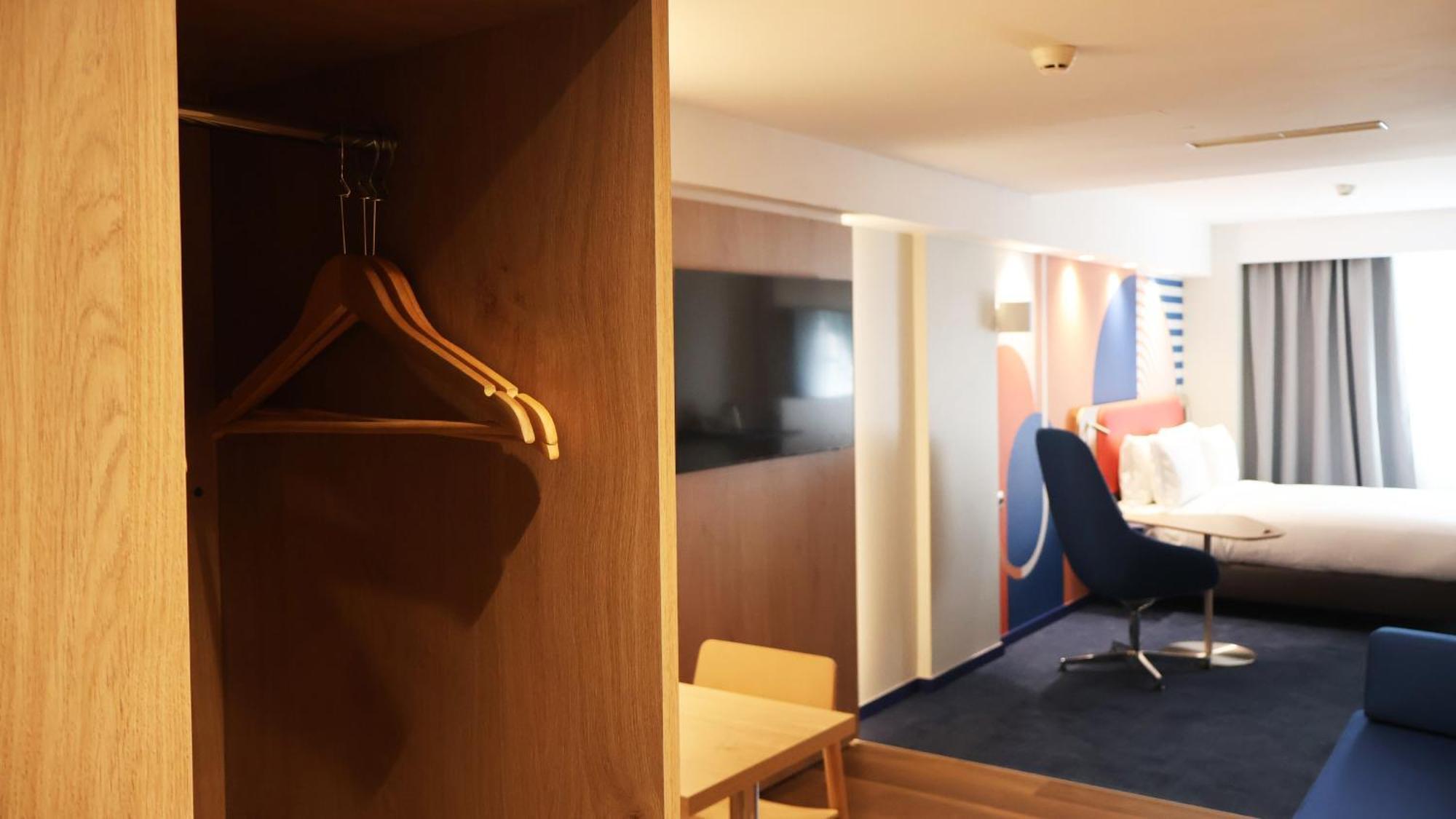 Queen Suite