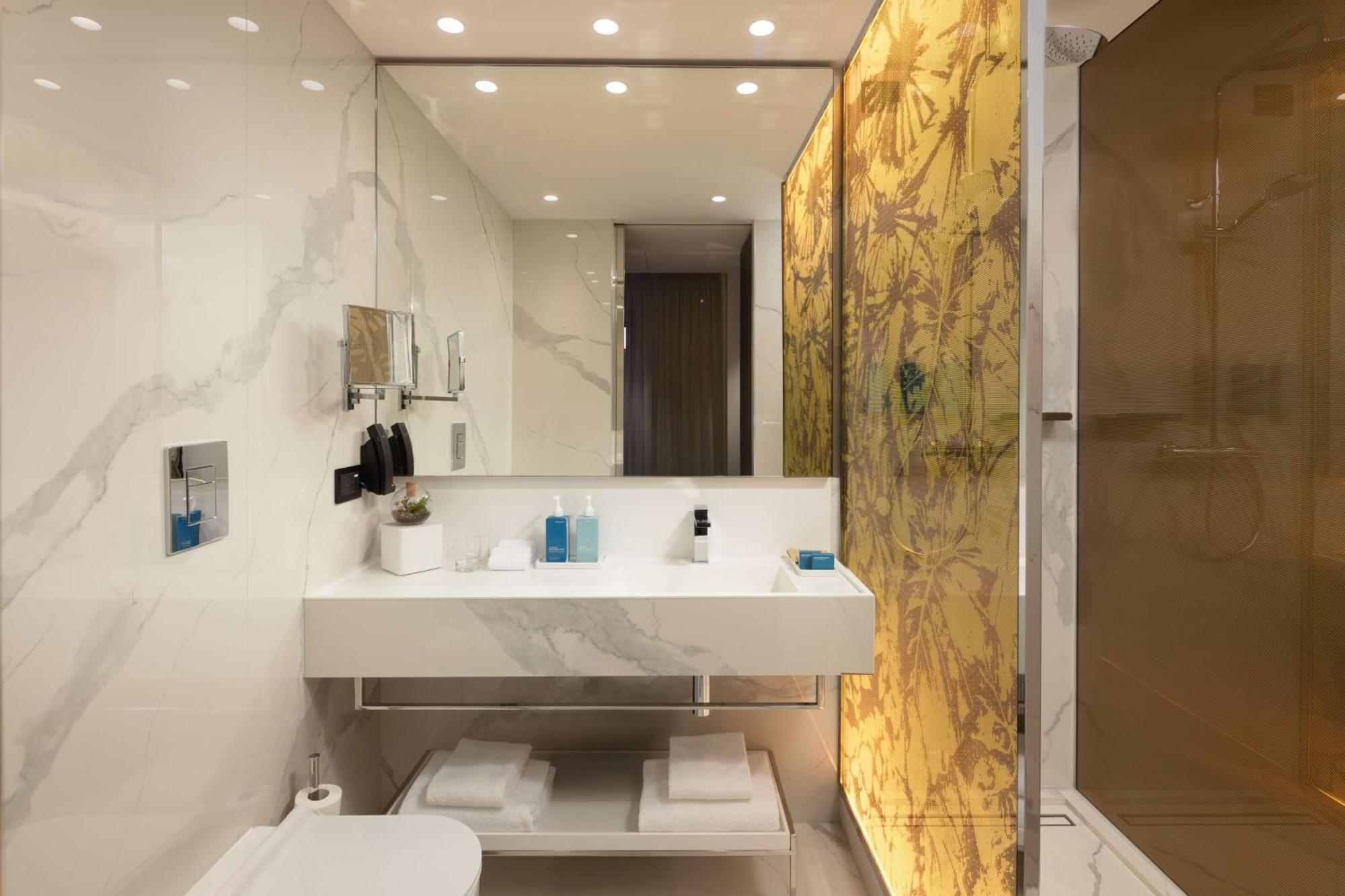 Habitación Art con cama grande