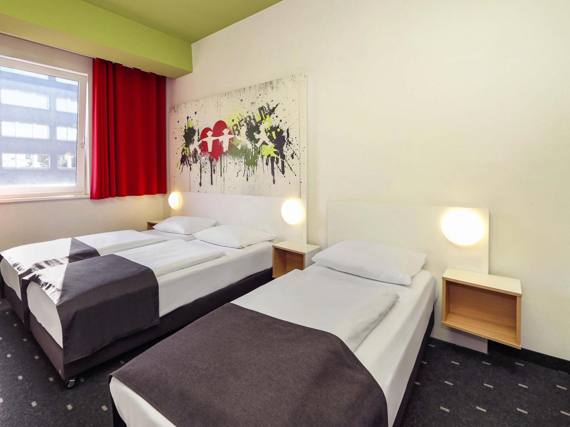 Triple Room,1697849210:JPEG