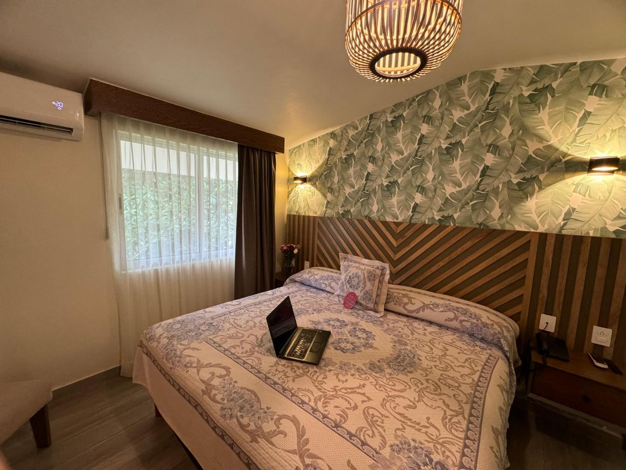 Deluxe Junior Suite,1698044982:JPEG