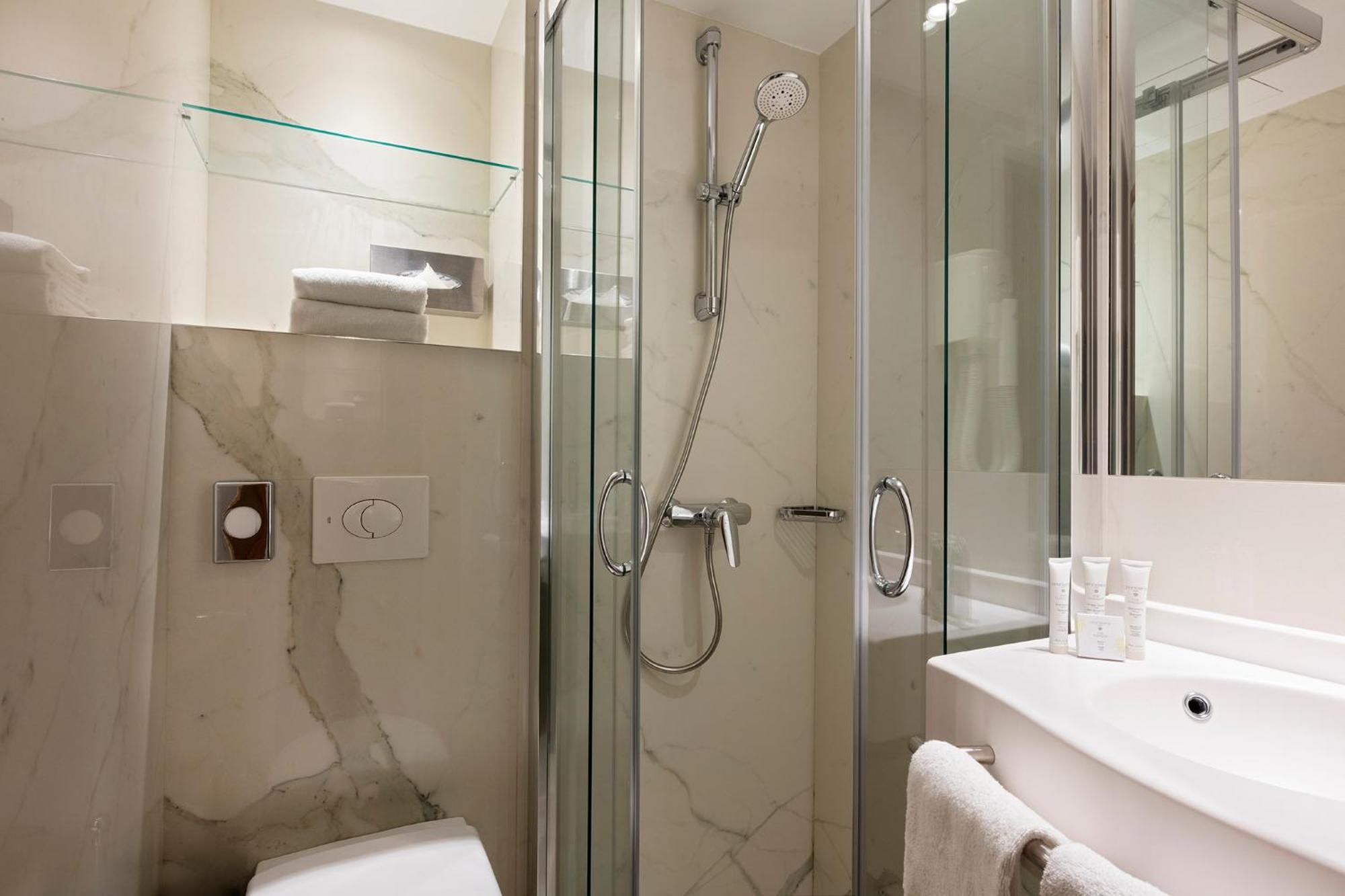 Superior Double Room,1697225590:JPEG