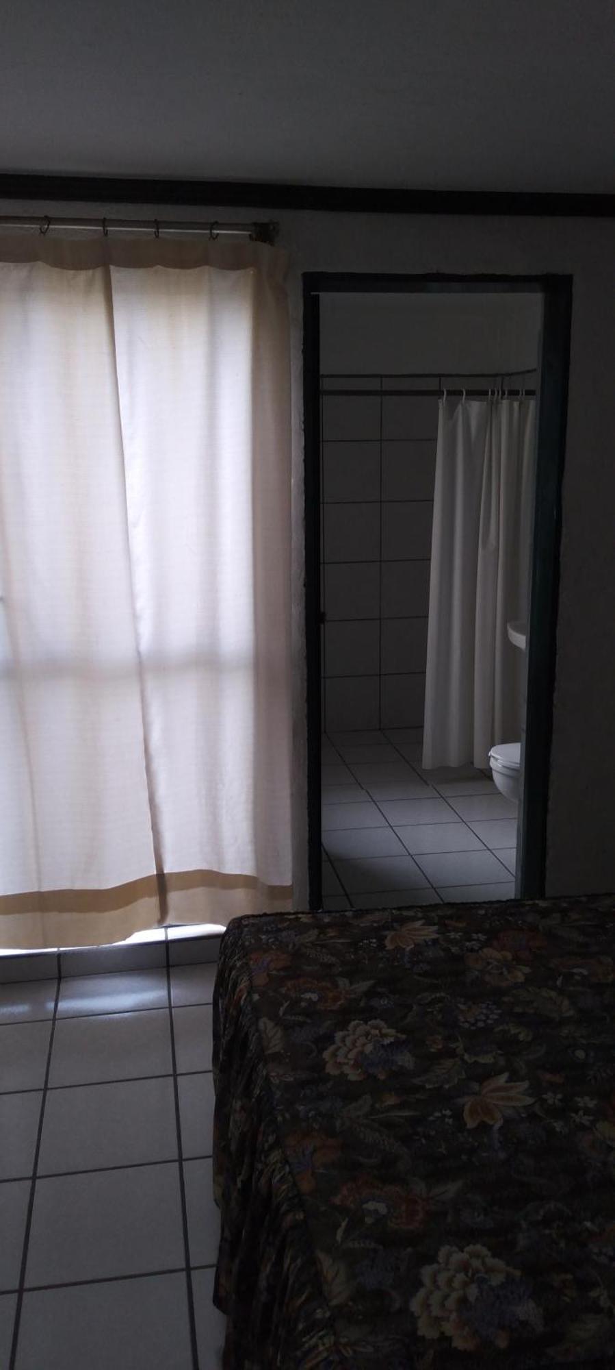 Suite,1698286269:JPEG